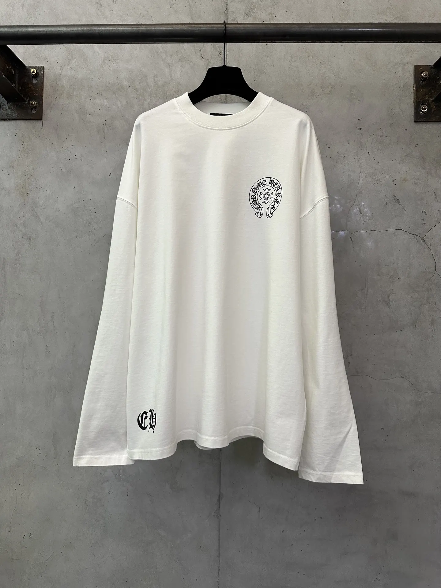 Logo Print Long-Sleeve Cotton T-Shirt D22023740