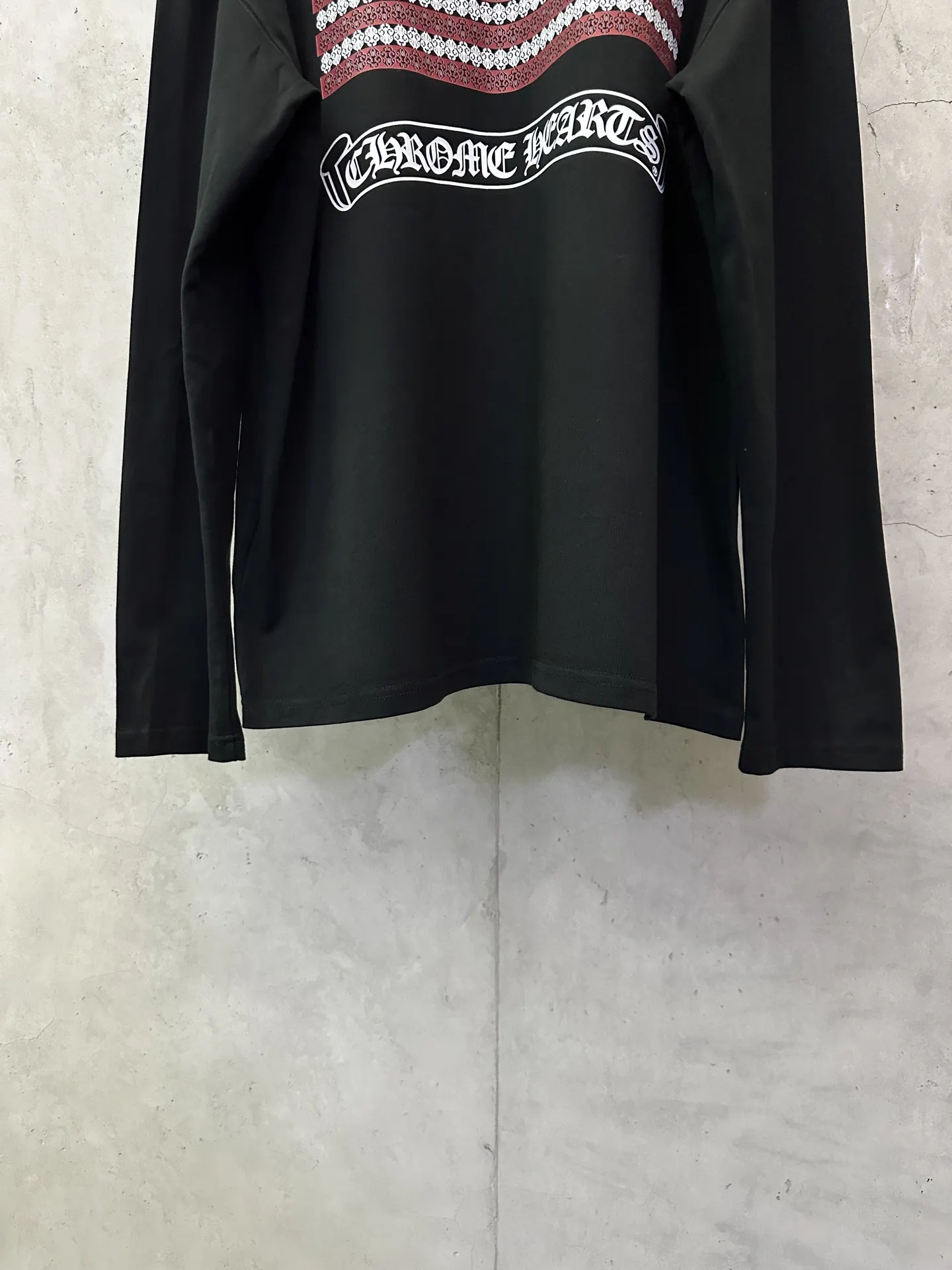 Logo-Print Long-Sleeve Cotton T-Shirt D22023741 — view 6