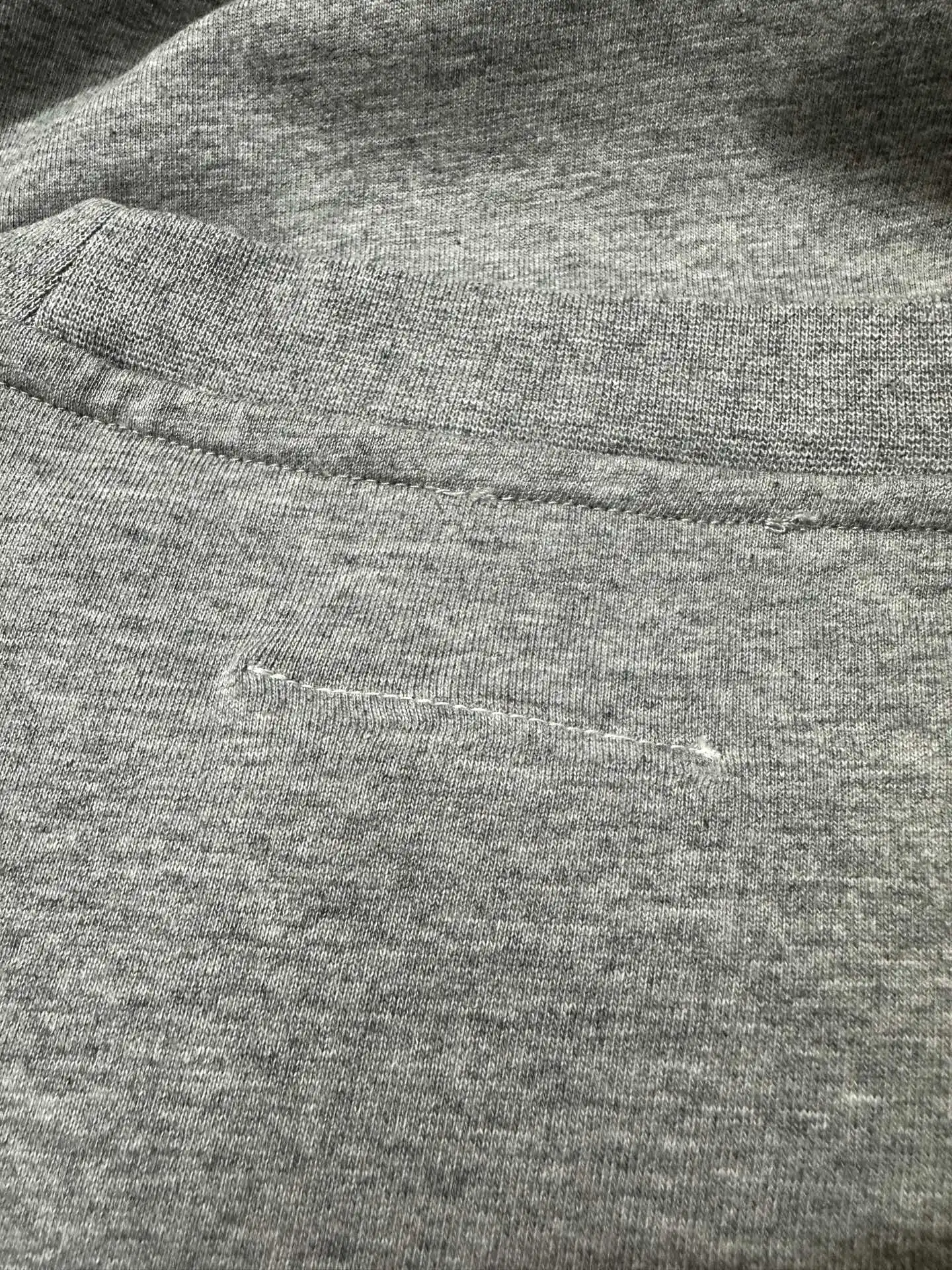 MM6 Maison Margiela Logo Patch Long-Sleeve T-Shirt D22022267 — view 8
