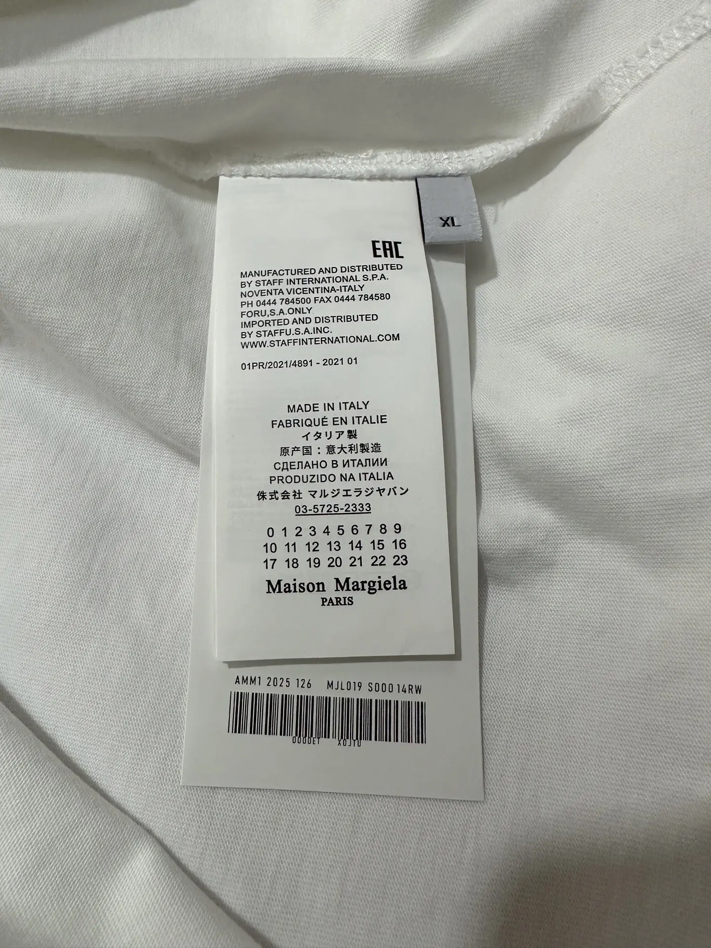 MM6 Maison Margiela Signature Logo Long-Sleeve T-Shirt D22023157 — view 10