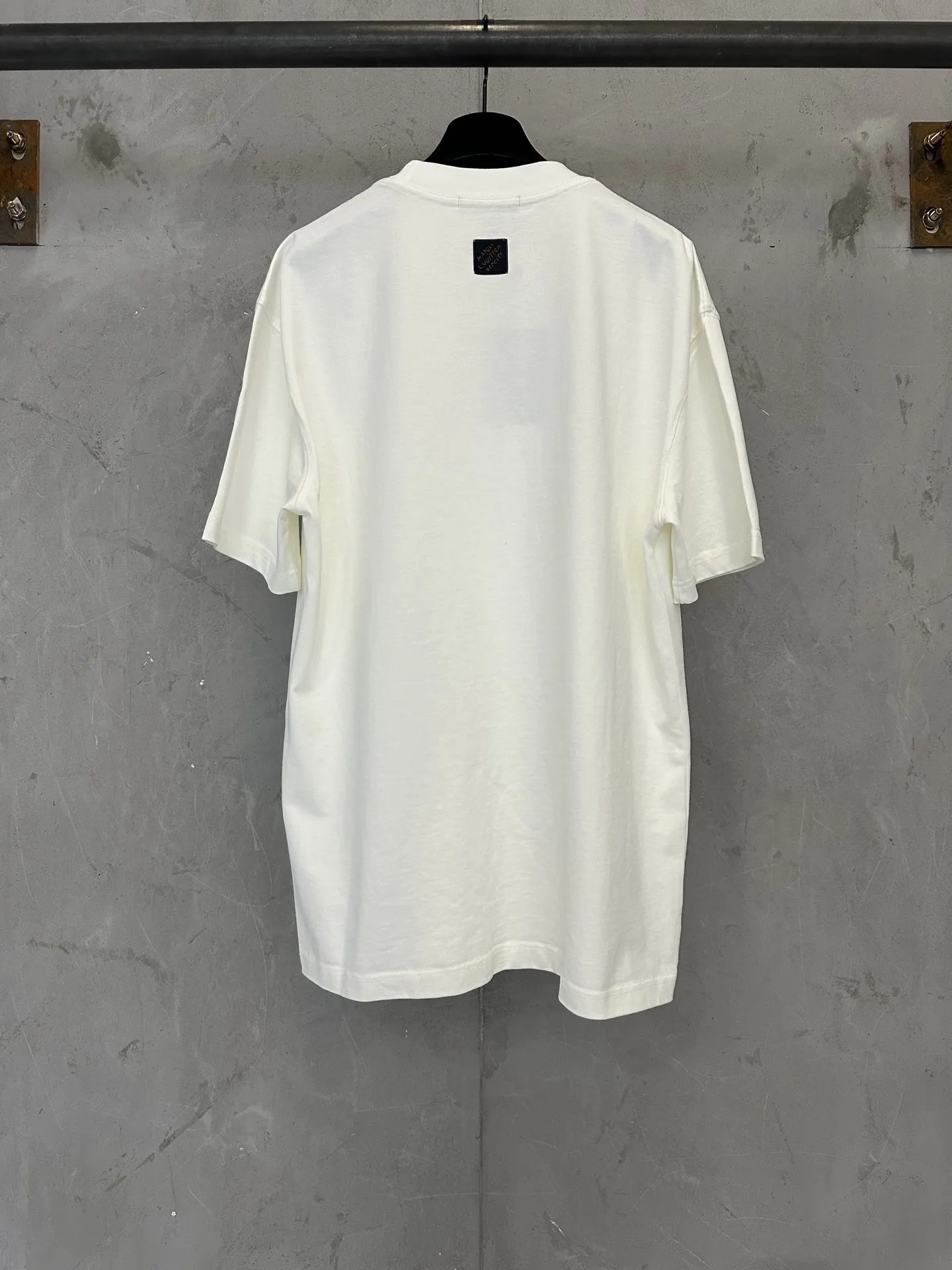 Logo Leather Patch Heavyweight Cotton T-Shirt D22011894 — view 2