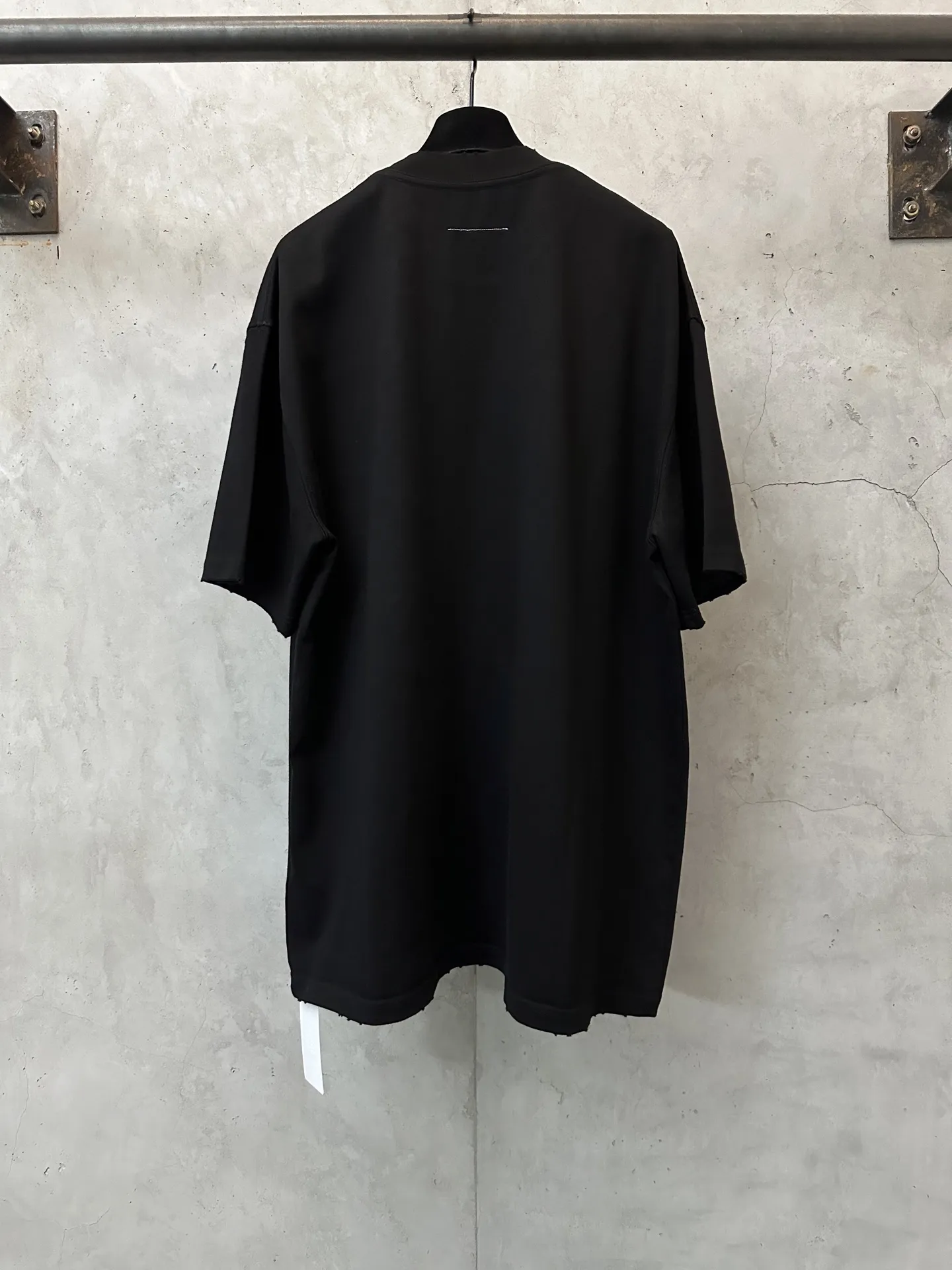 Heavyweight Puff Print Logo T-Shirt D22011928 — view 2