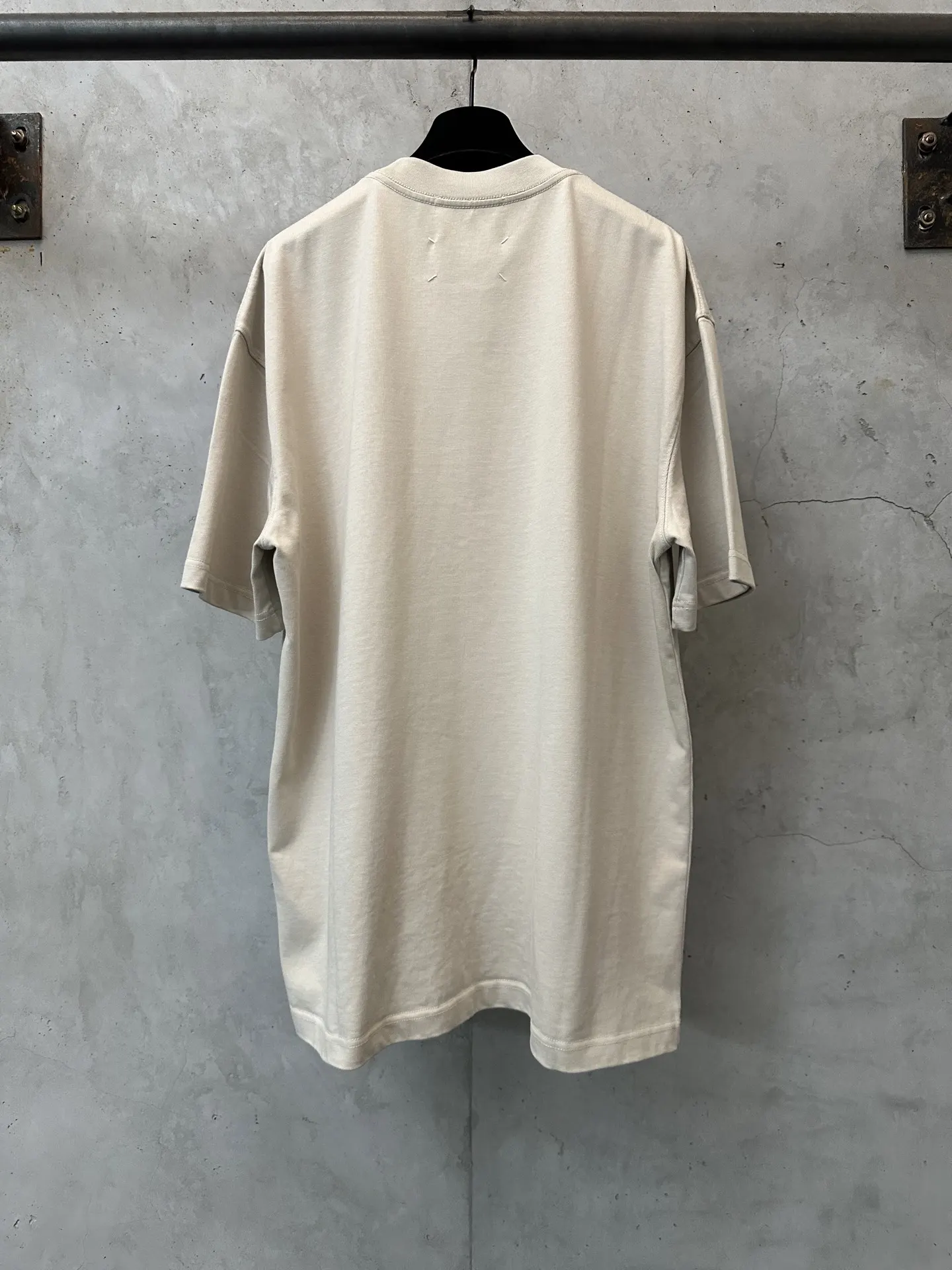 Hand-Drawn Calendar Logo Heavyweight T-Shirt D22011912 — view 2