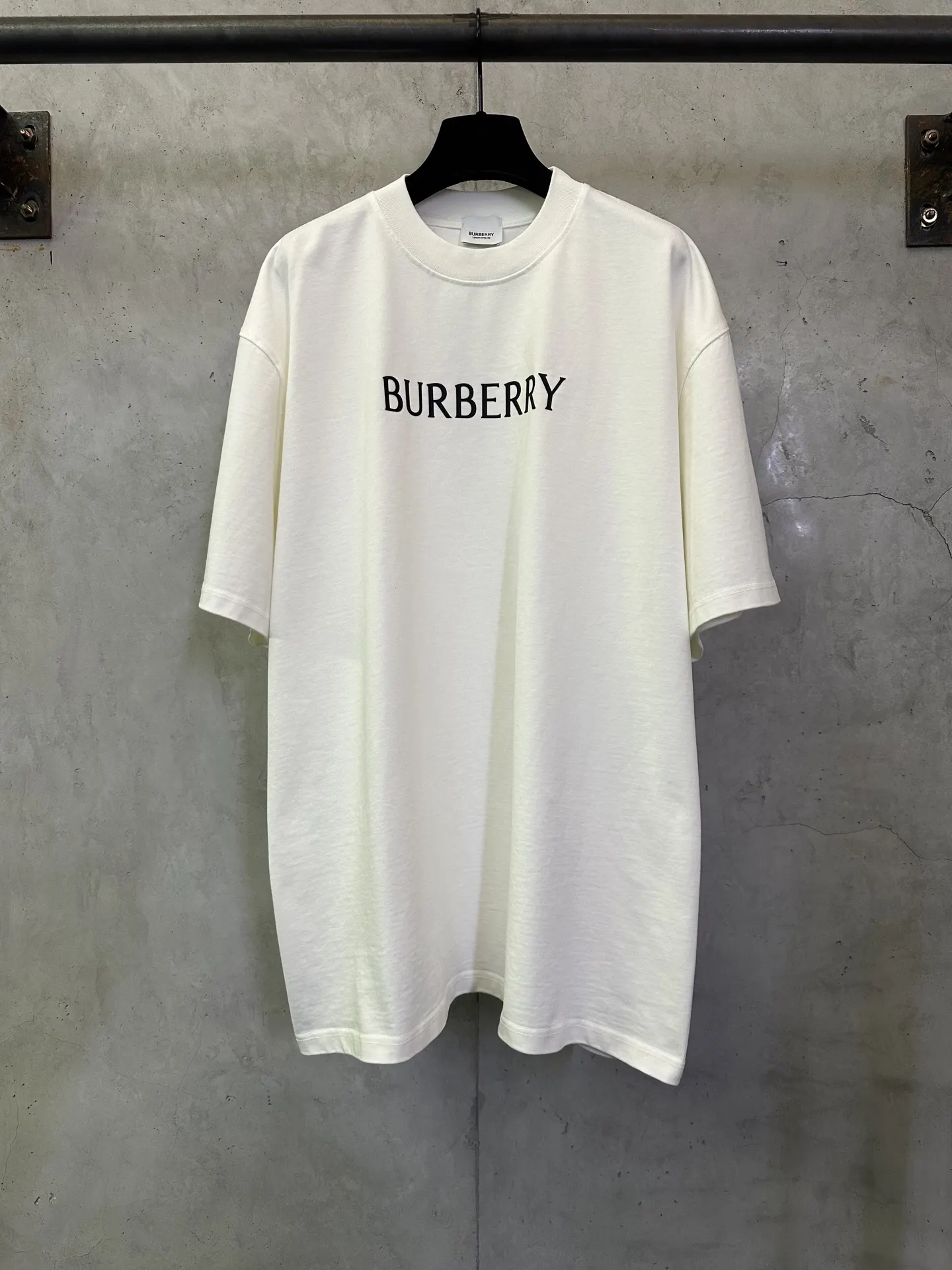 Logo Print Heavyweight Cotton T-Shirt D22015282