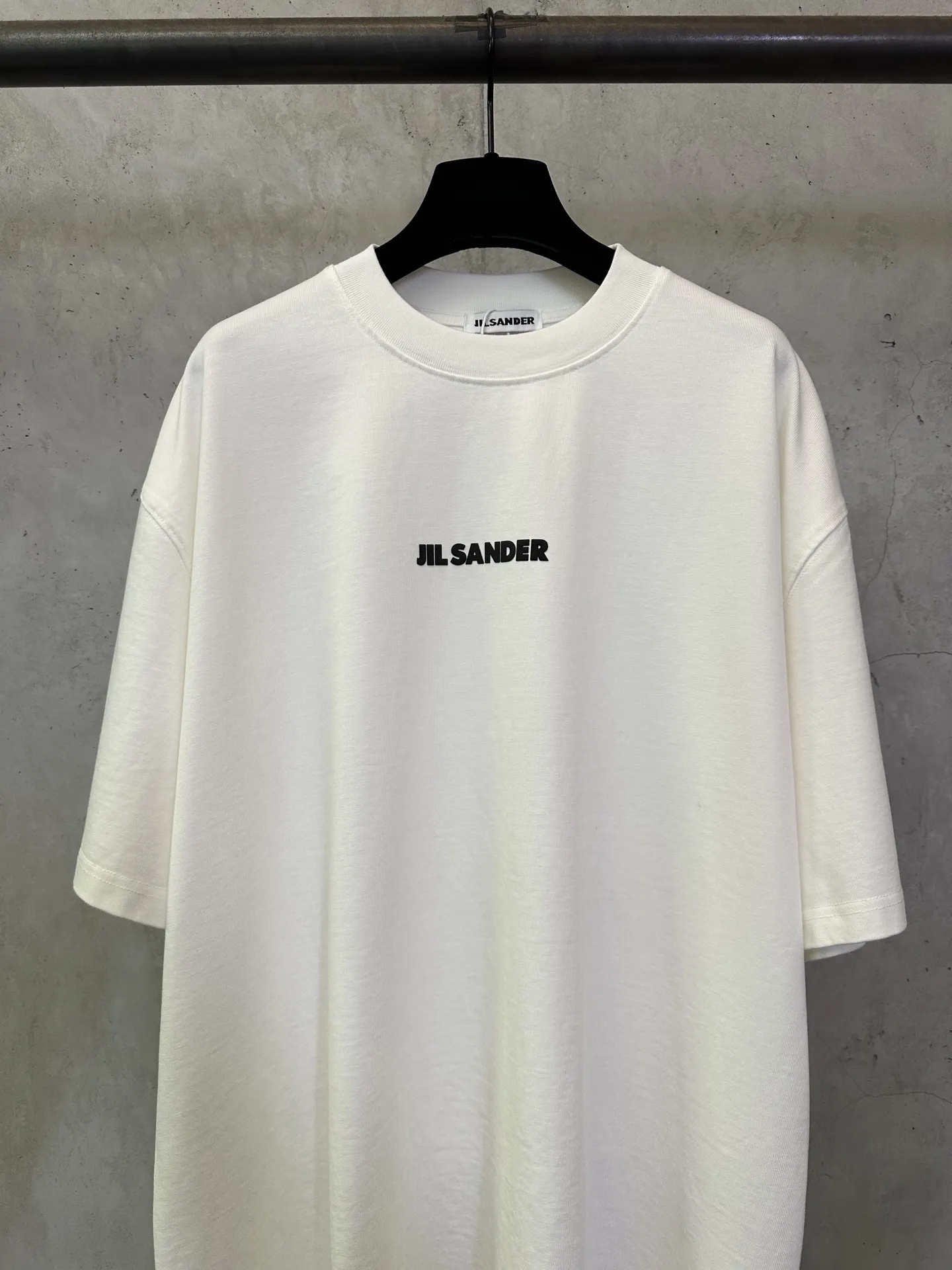 Logo-Print Heavyweight Cotton T-Shirt D22015308 — view 3