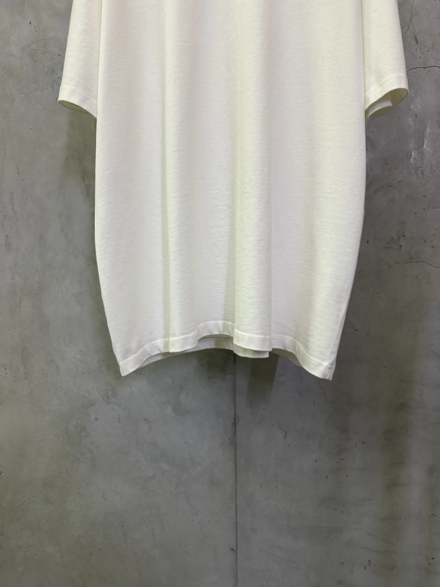 Logo-Print Heavyweight Cotton T-Shirt D22015308 — view 4