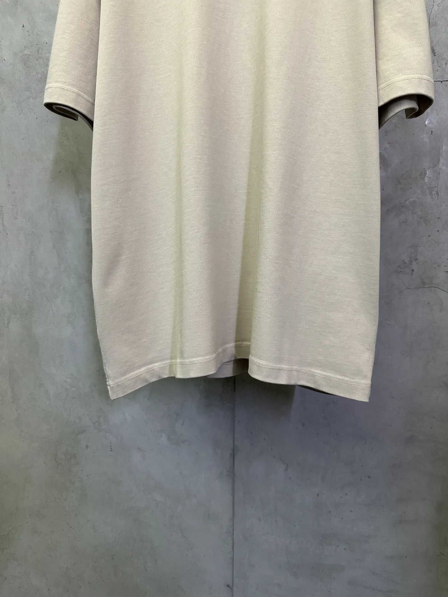 L.V.M. Logo Heavyweight Cotton T-Shirt D22012335 — view 4