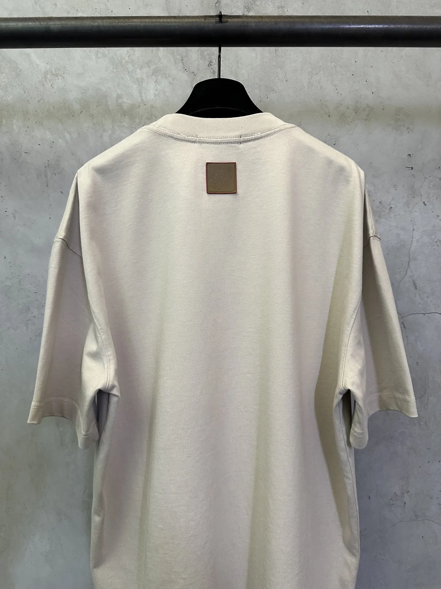 L.V.M. Logo Heavyweight Cotton T-Shirt D22012335 — view 5