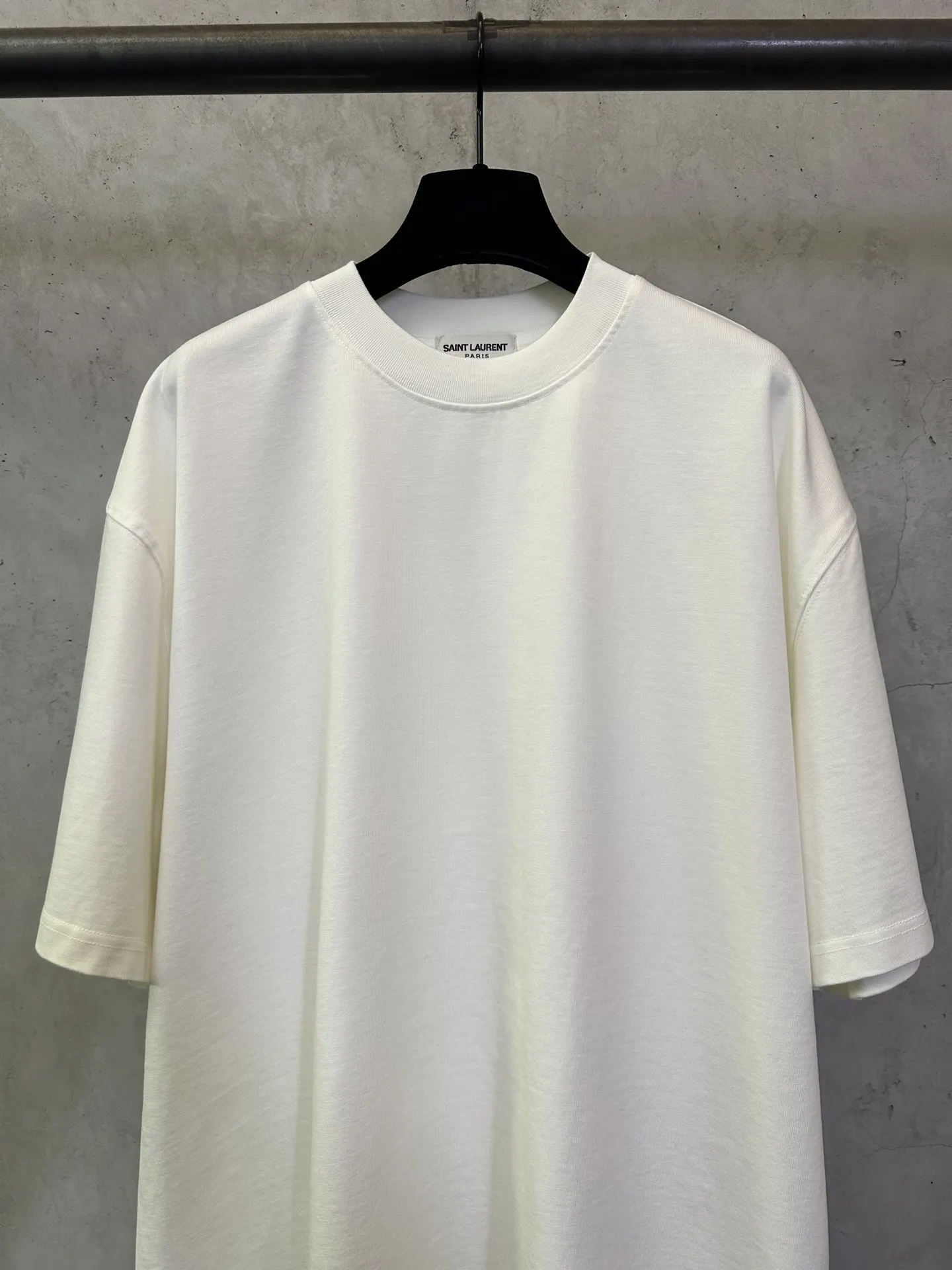 Heavyweight Cotton Logo T-Shirt D22015285 — view 3