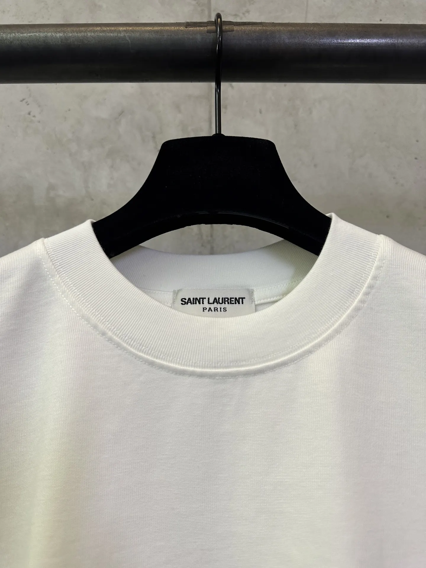 Heavyweight Cotton Logo T-Shirt D22015285 — view 7