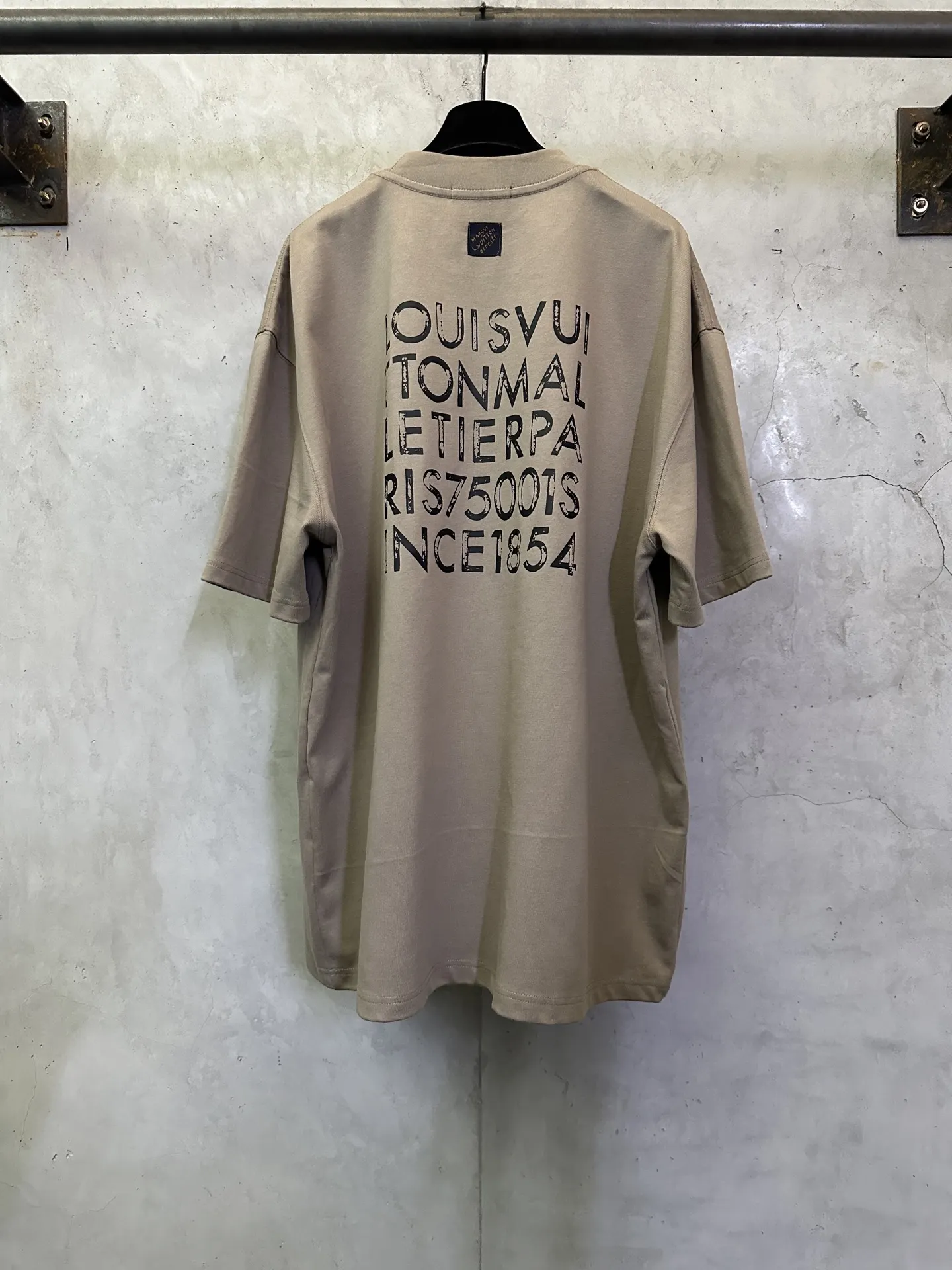 L.V.M. Logo Print Heavyweight Cotton T-Shirt D22512356 — view 2