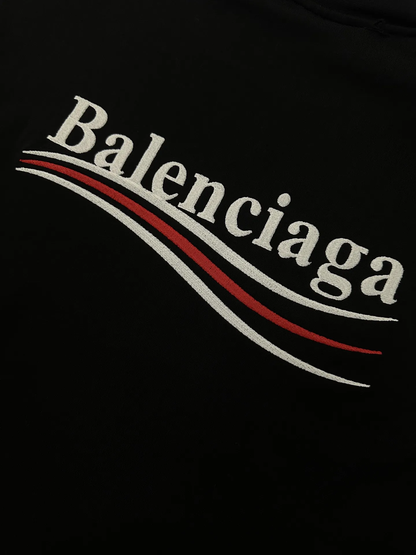 Political Campaign Embroidered Long-Sleeve T-Shirt D23020648 — view 8