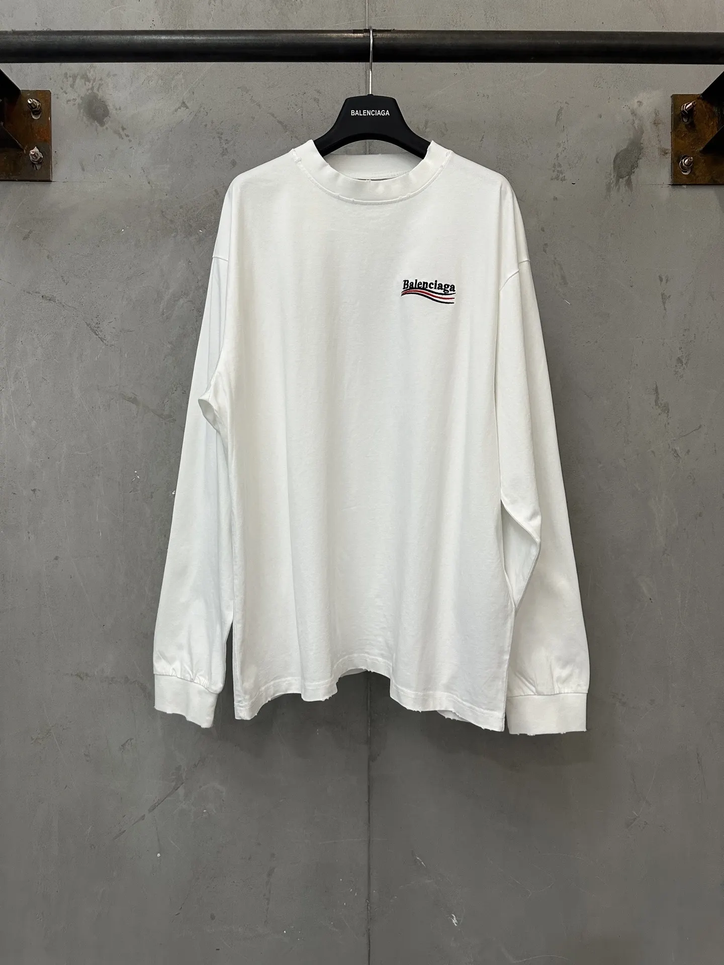 Political Campaign Distressed Long-Sleeve T-Shirt D23020649