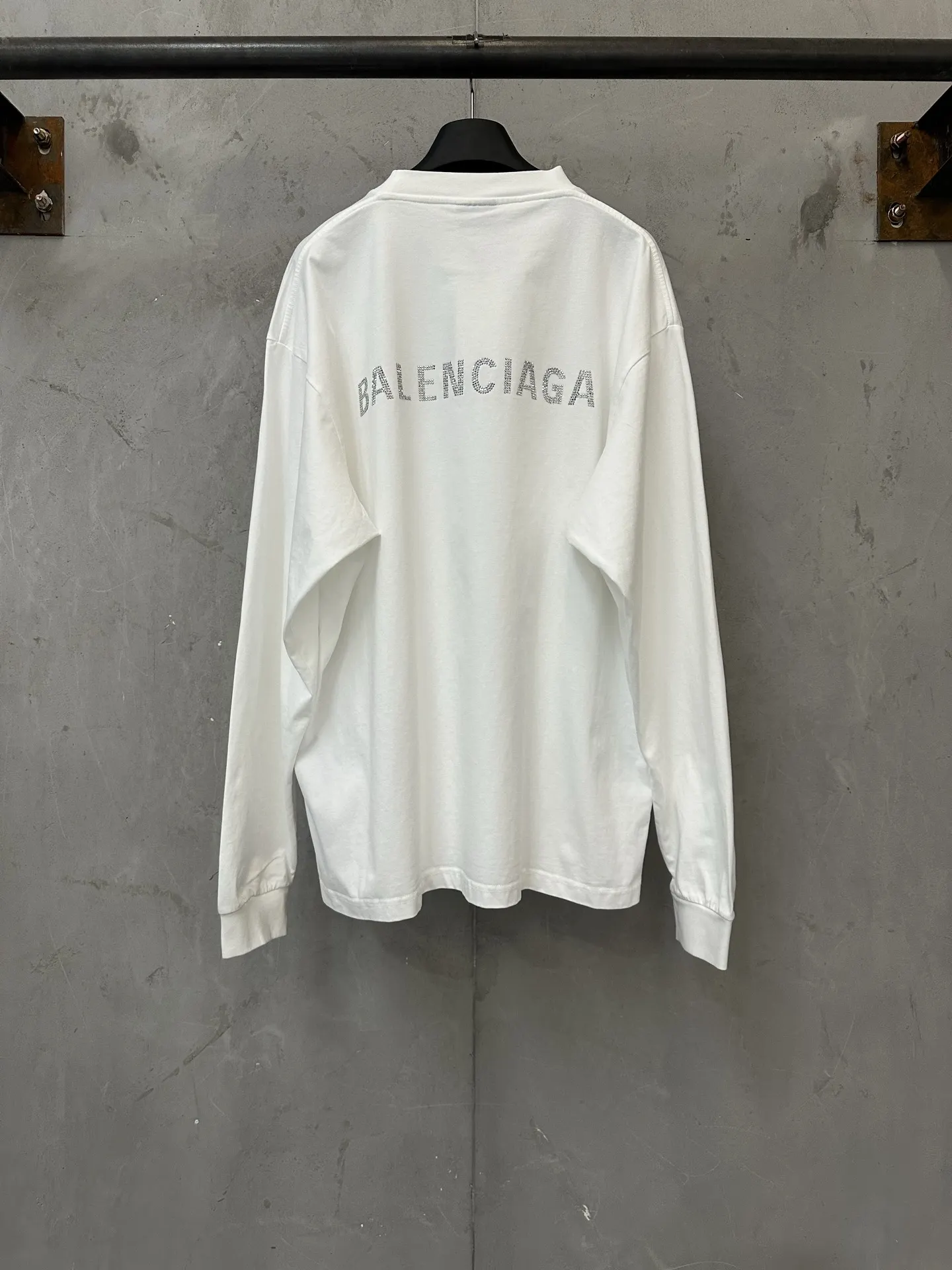 Rhinestone Logo Long-Sleeve T-Shirt D23023153 — view 2