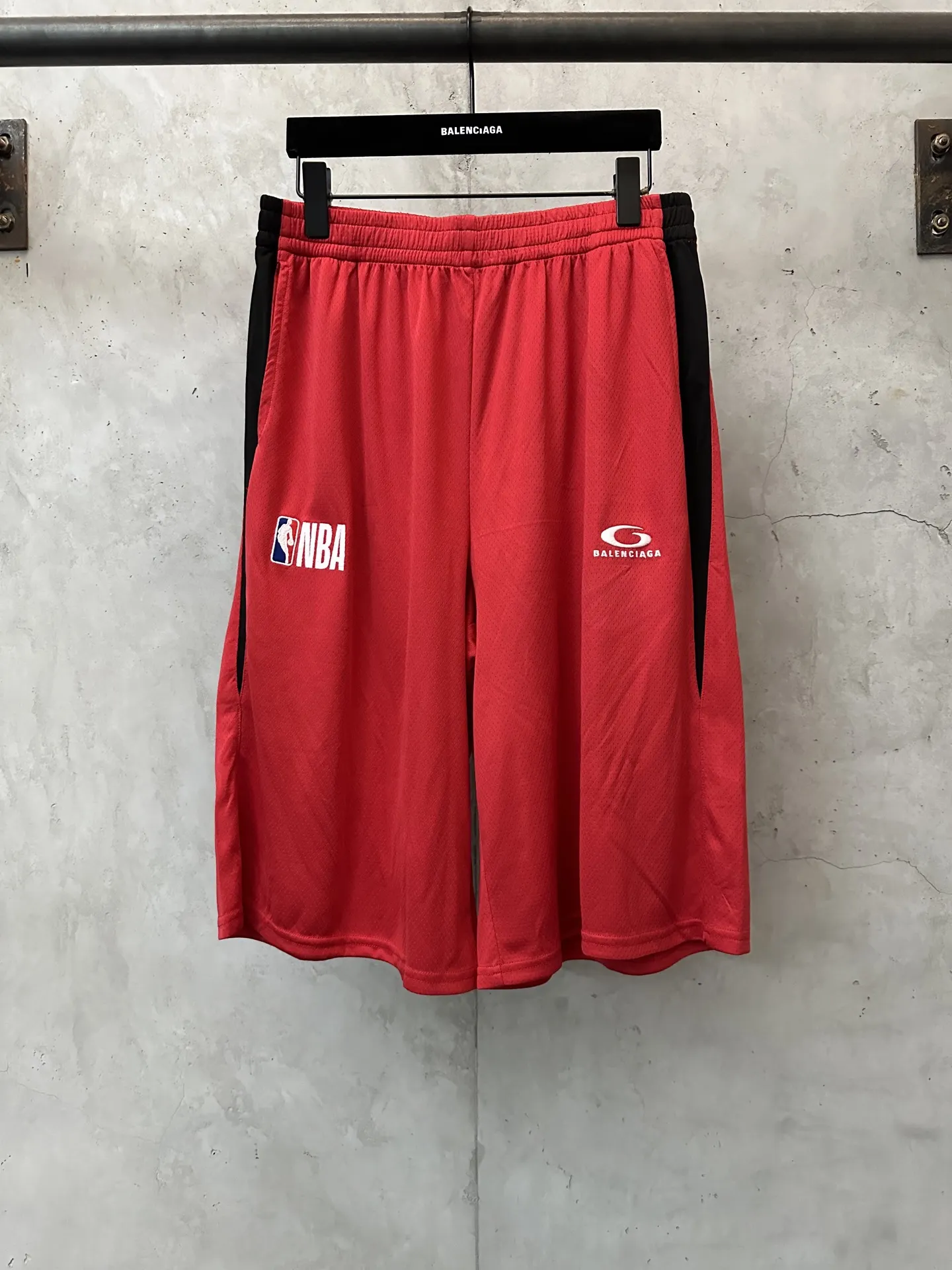 Balenciaga x NBA Mesh Basketball Shorts D23011920