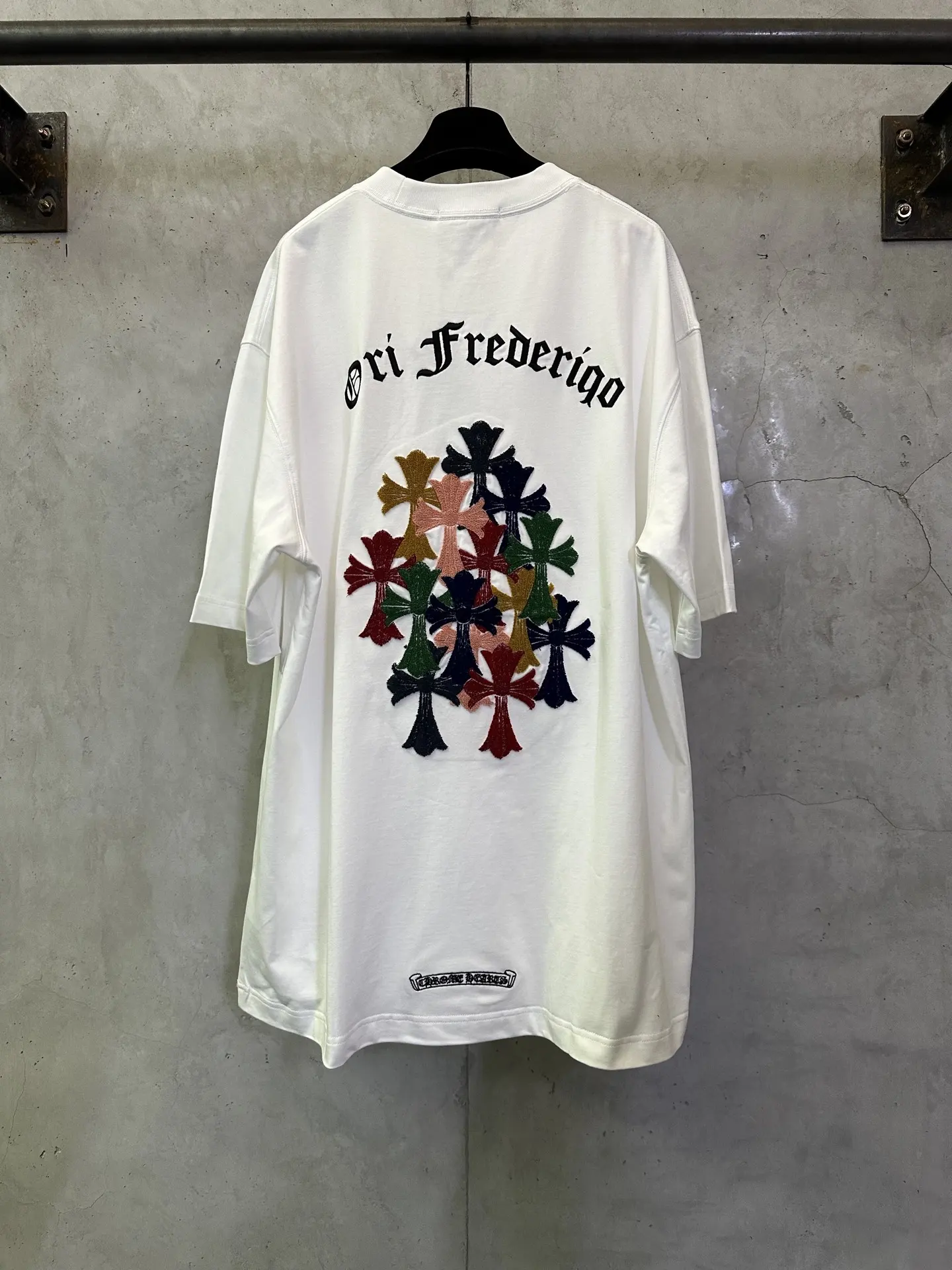 Embroidered Cross Logo Cotton T-Shirt D23012425 — view 2