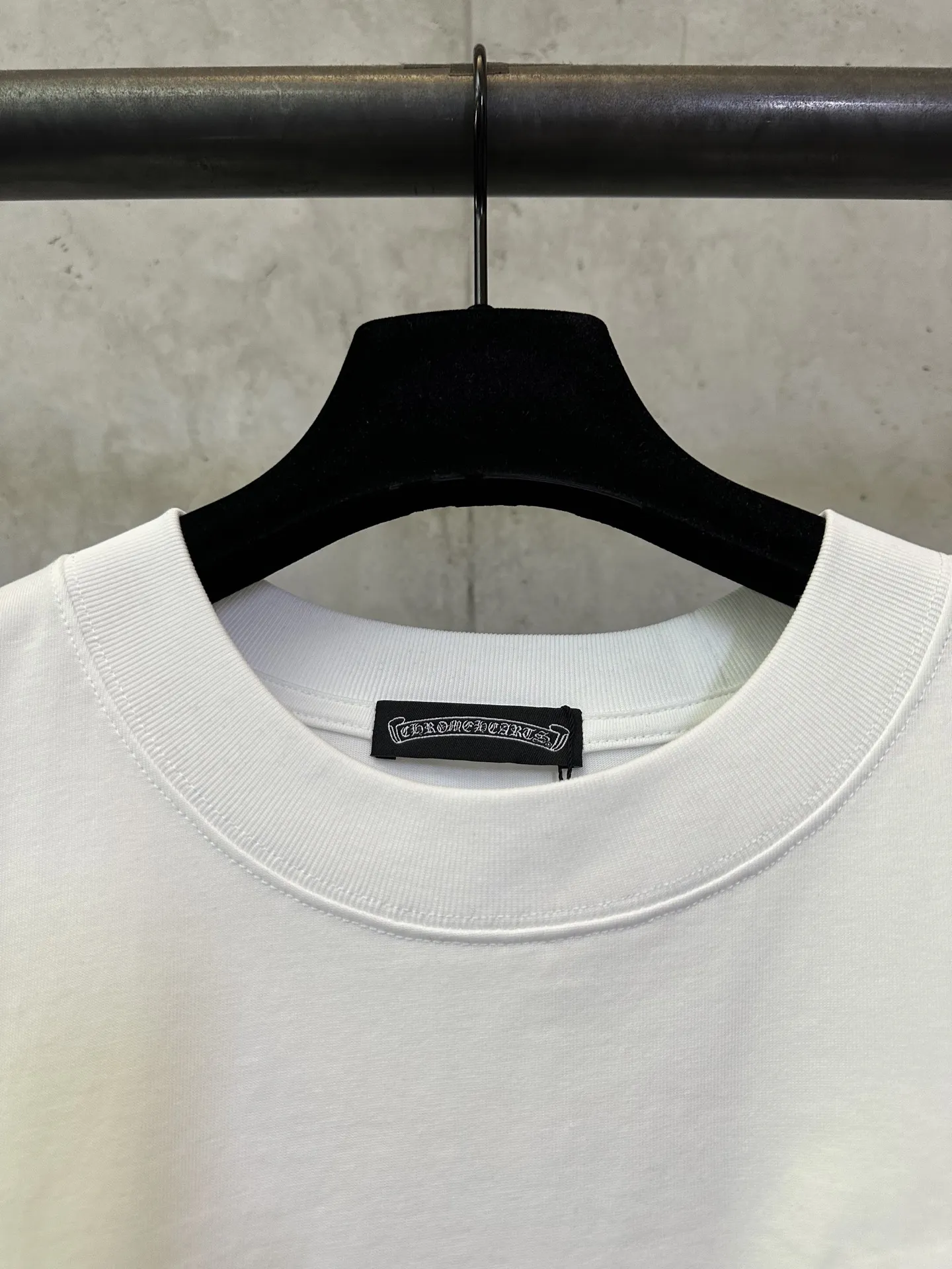 Embroidered Cross Logo Cotton T-Shirt D23012425 — view 7