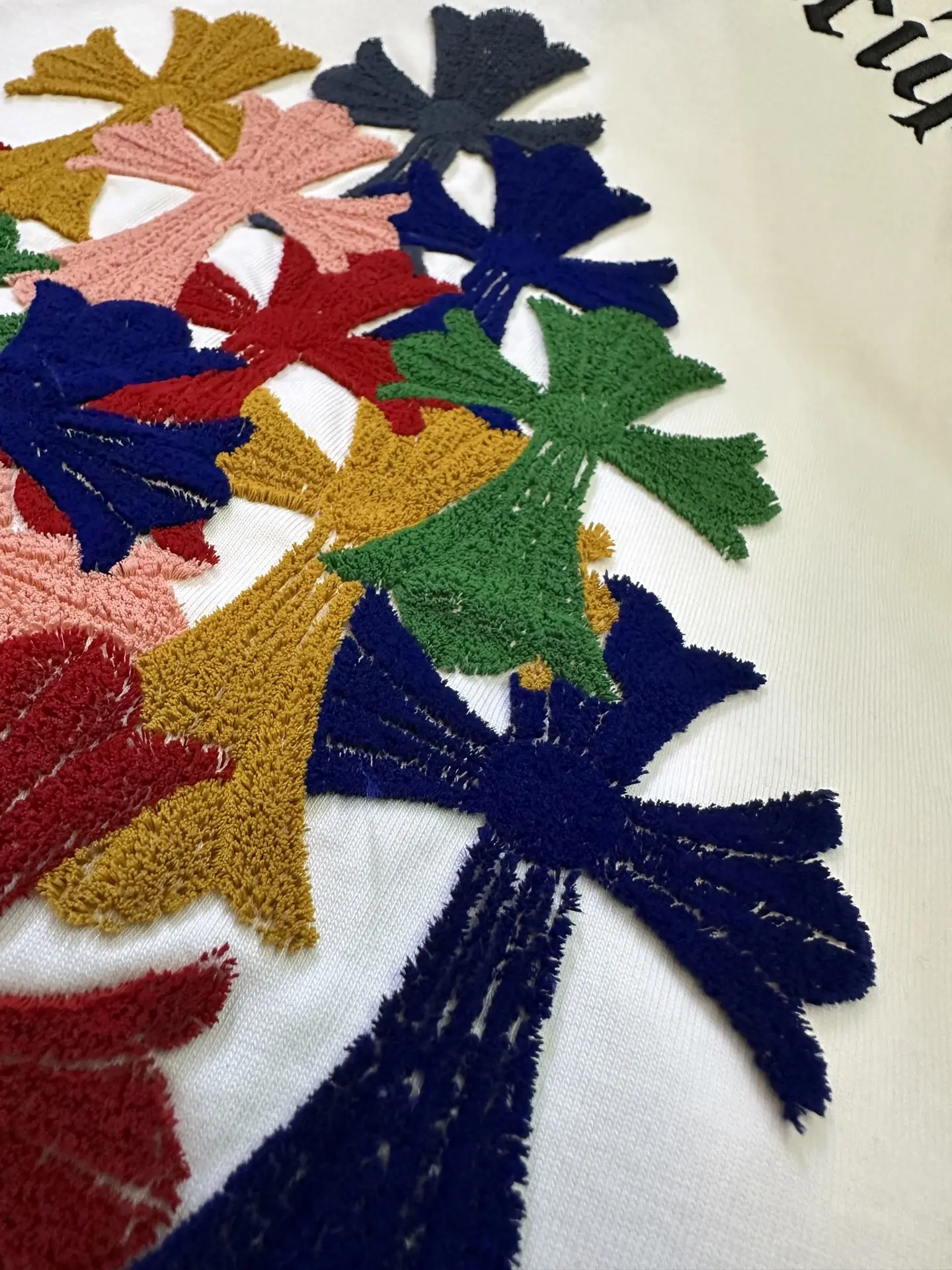 Embroidered Cross Logo Cotton T-Shirt D23012425 — view 8
