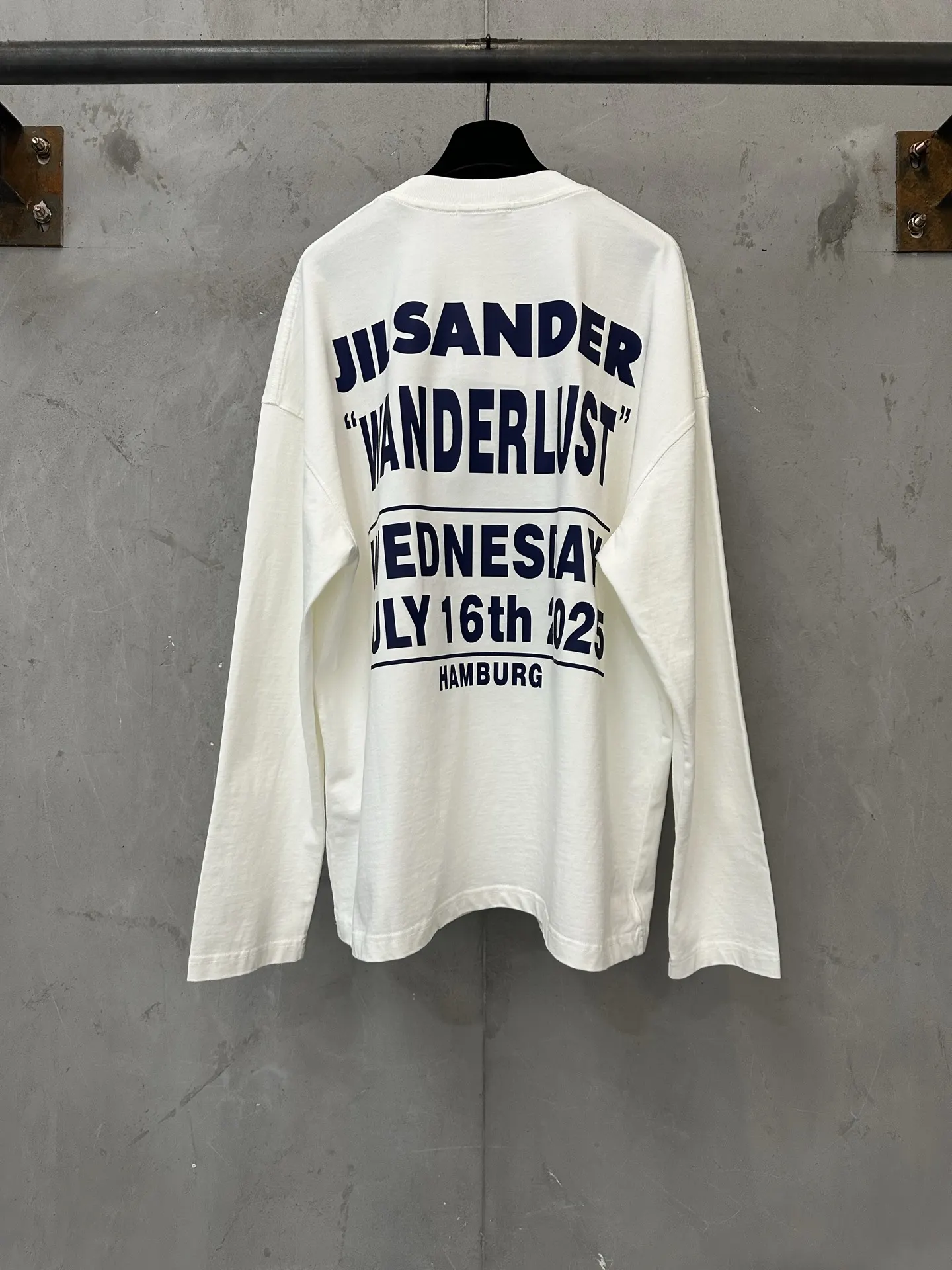 Graphic Print Long-Sleeved Cotton T-Shirt D23023092 — view 2