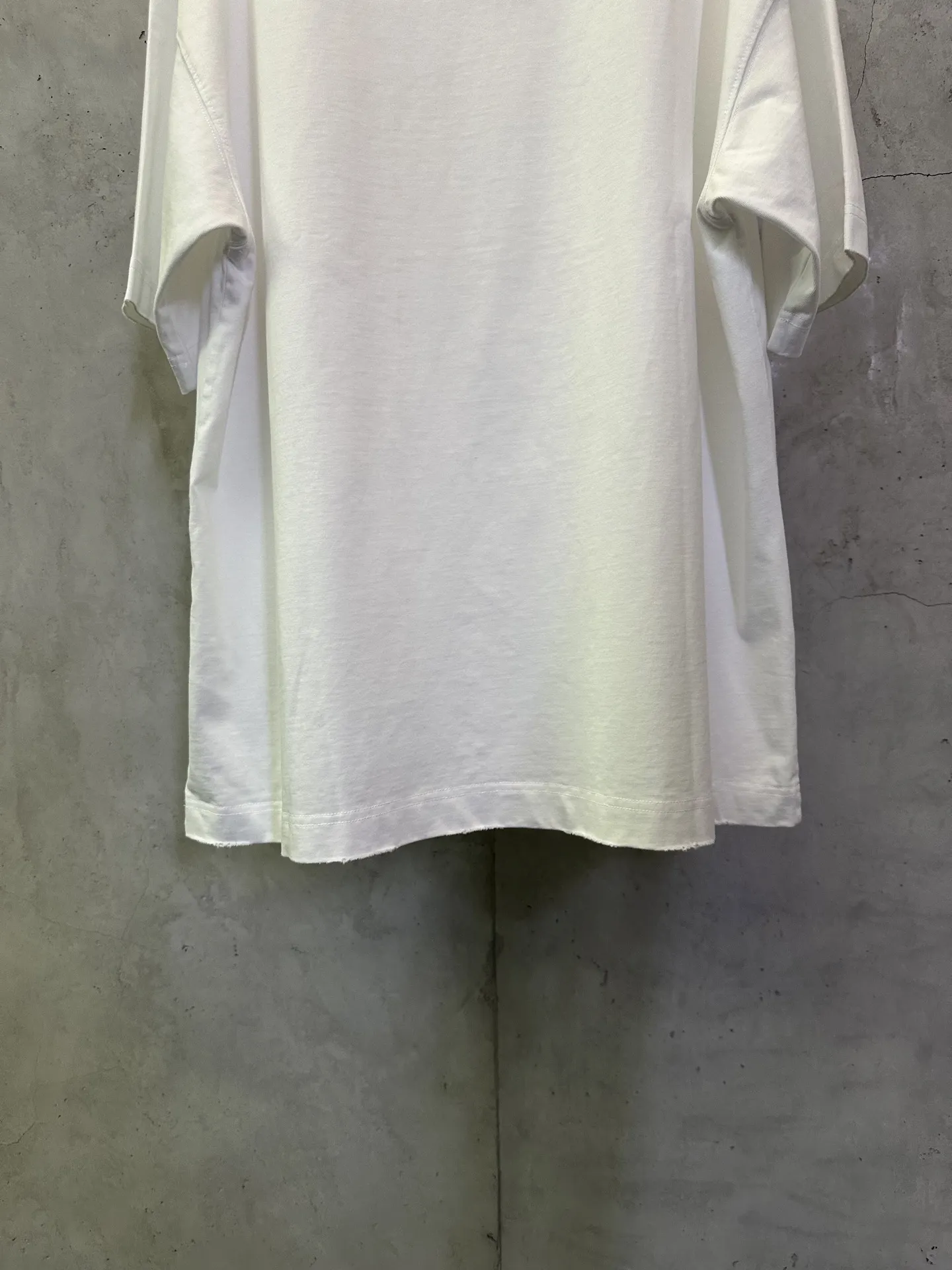 Embroidered Logo Heavyweight Cotton T-Shirt D23012417 — view 6