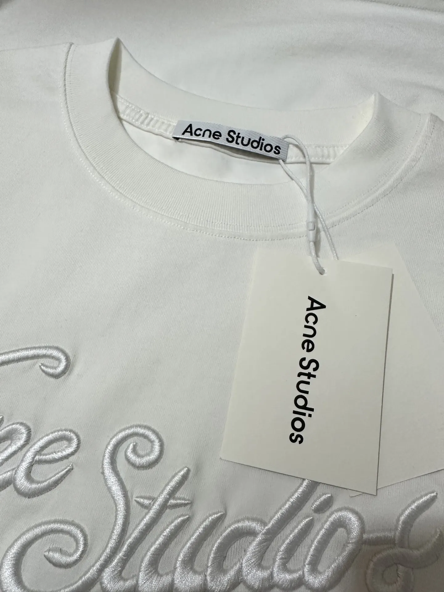 Embroidered Logo Oversized Long-Sleeve T-Shirt D23023125 — view 6