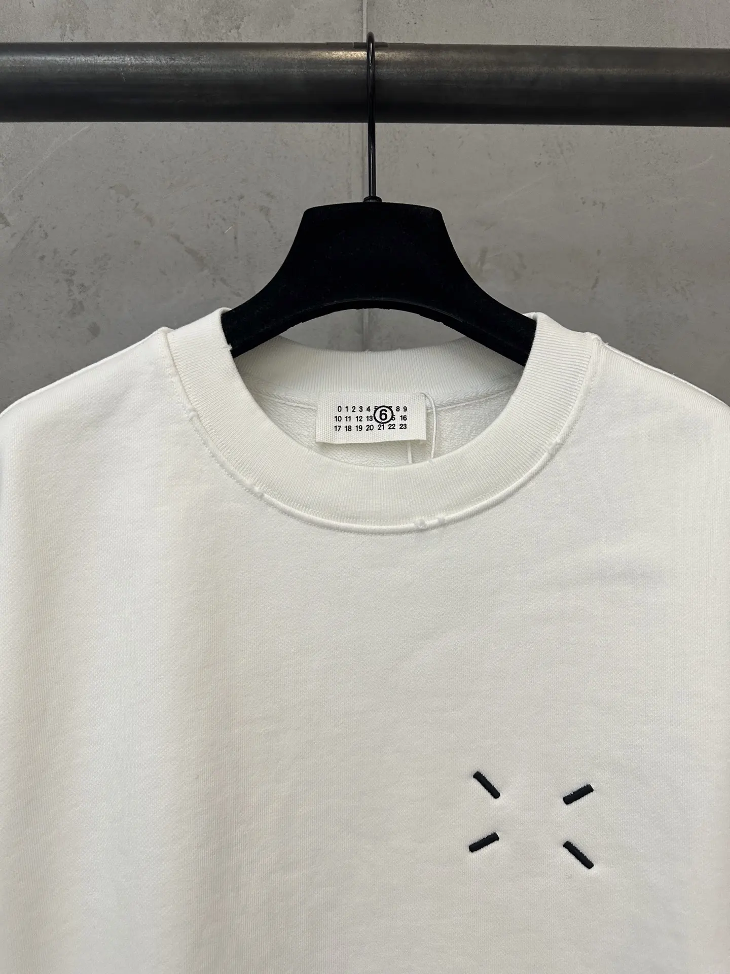 MM6 Embroidered Heavyweight Cotton Sweatshirt D25020521 — view 5