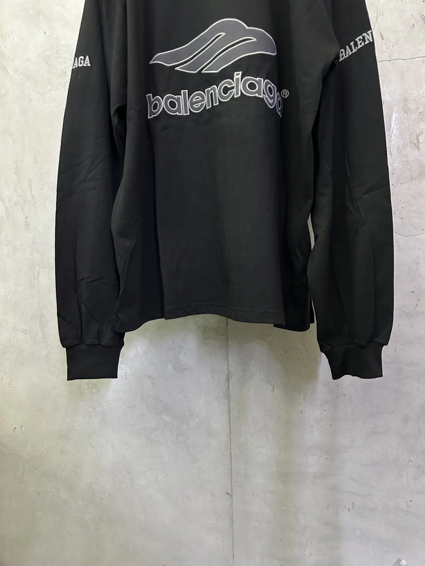 Football Embroidered Long-Sleeve Jersey D25511505 — view 4