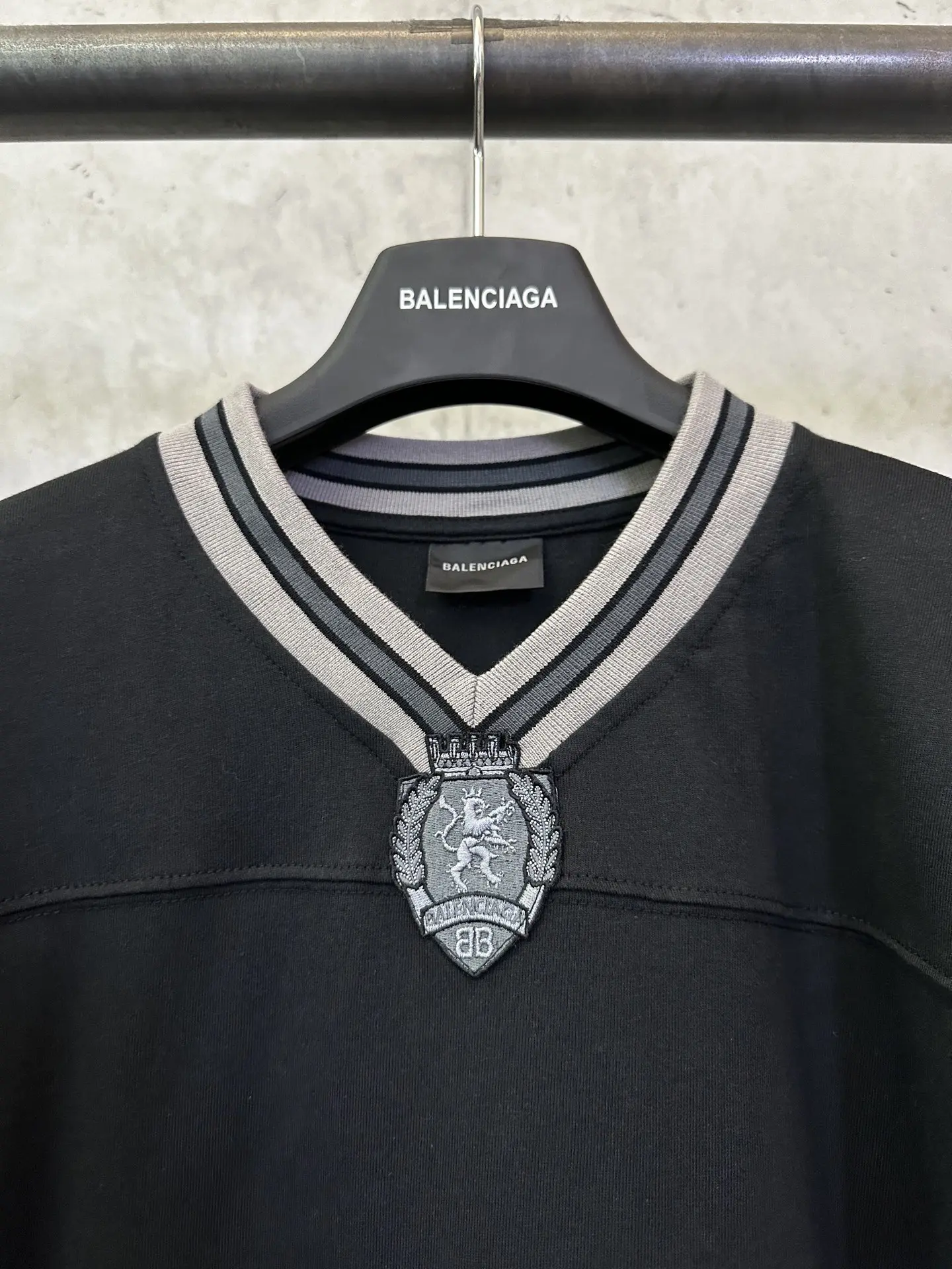 Football Embroidered Long-Sleeve Jersey D25511505 — view 7