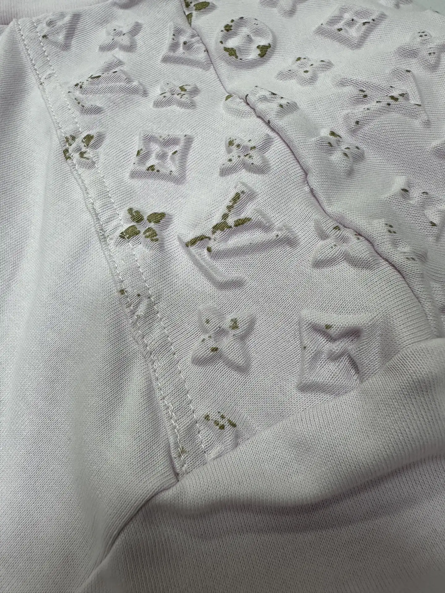 Monogram Embossed Pocket T-Shirt D26018830 — view 10