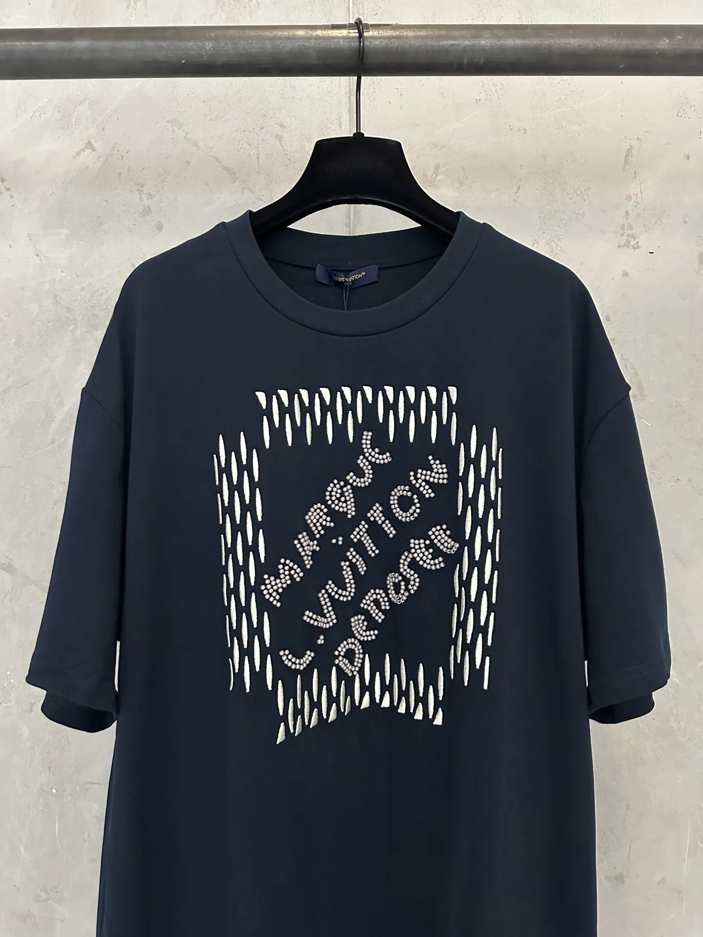 T-Shirt D28011907 — view 3