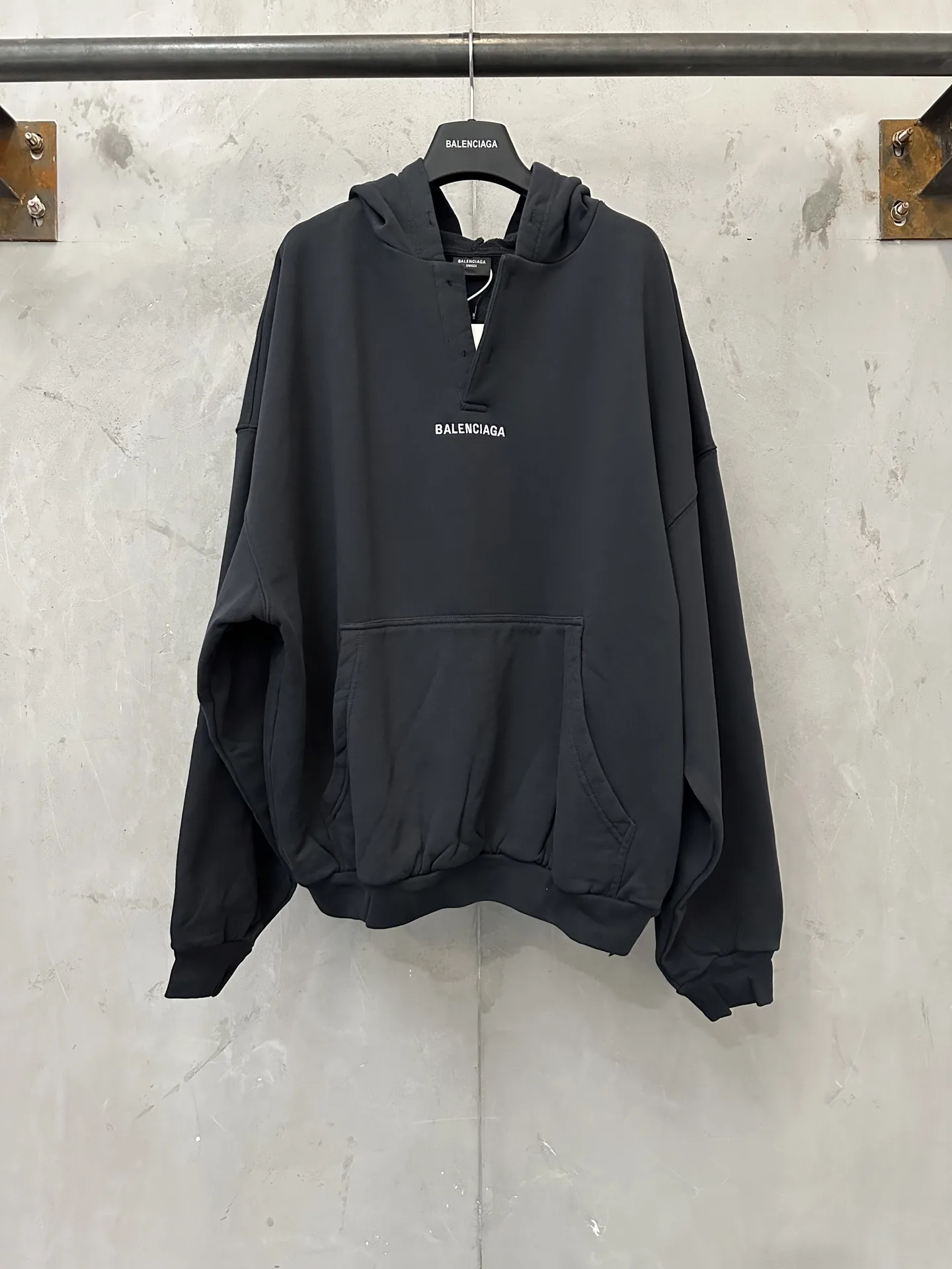Logo Embroidery Open-Neck Hoodie D29018940