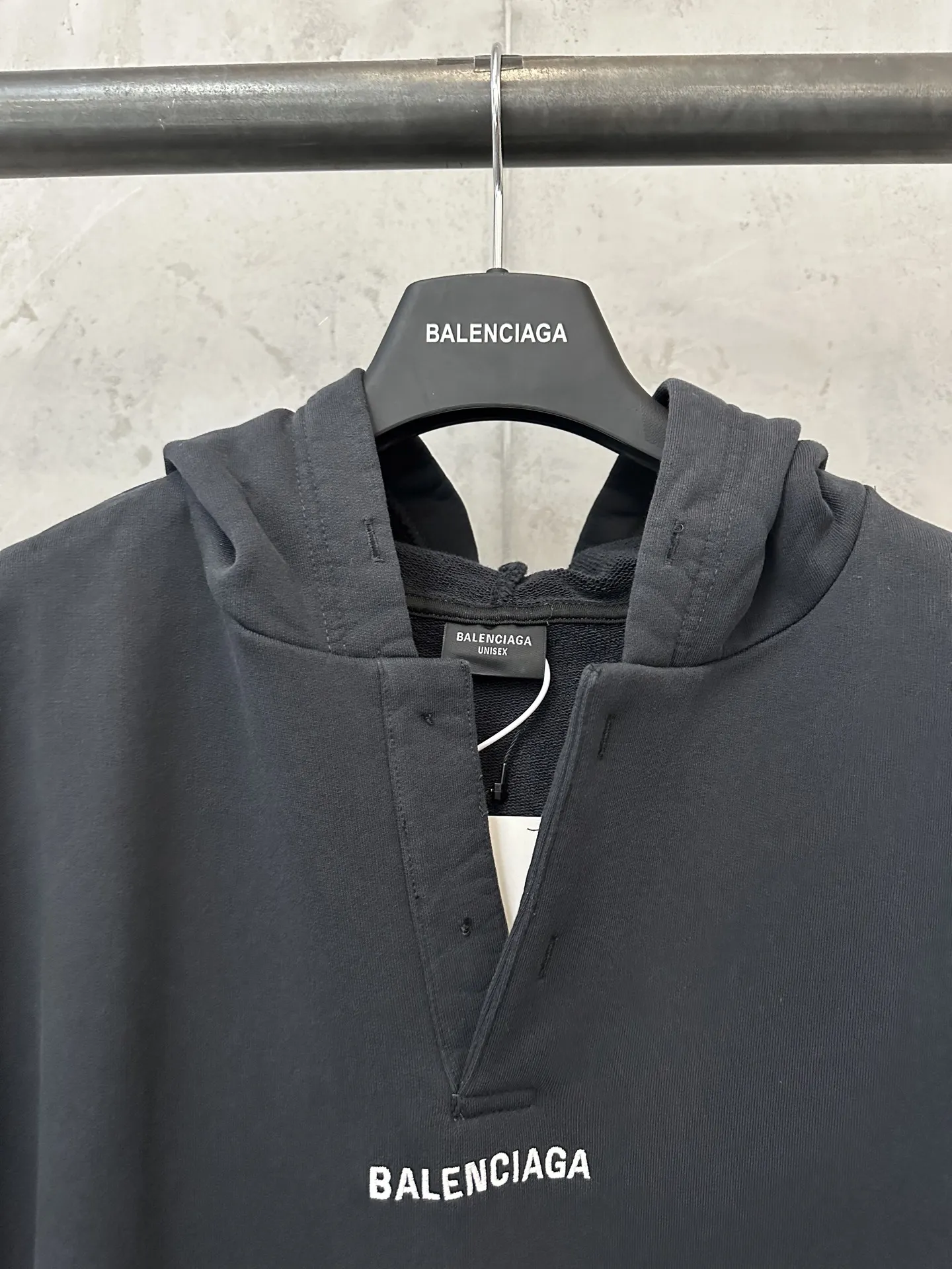 Logo Embroidery Open-Neck Hoodie D29018940 — view 5
