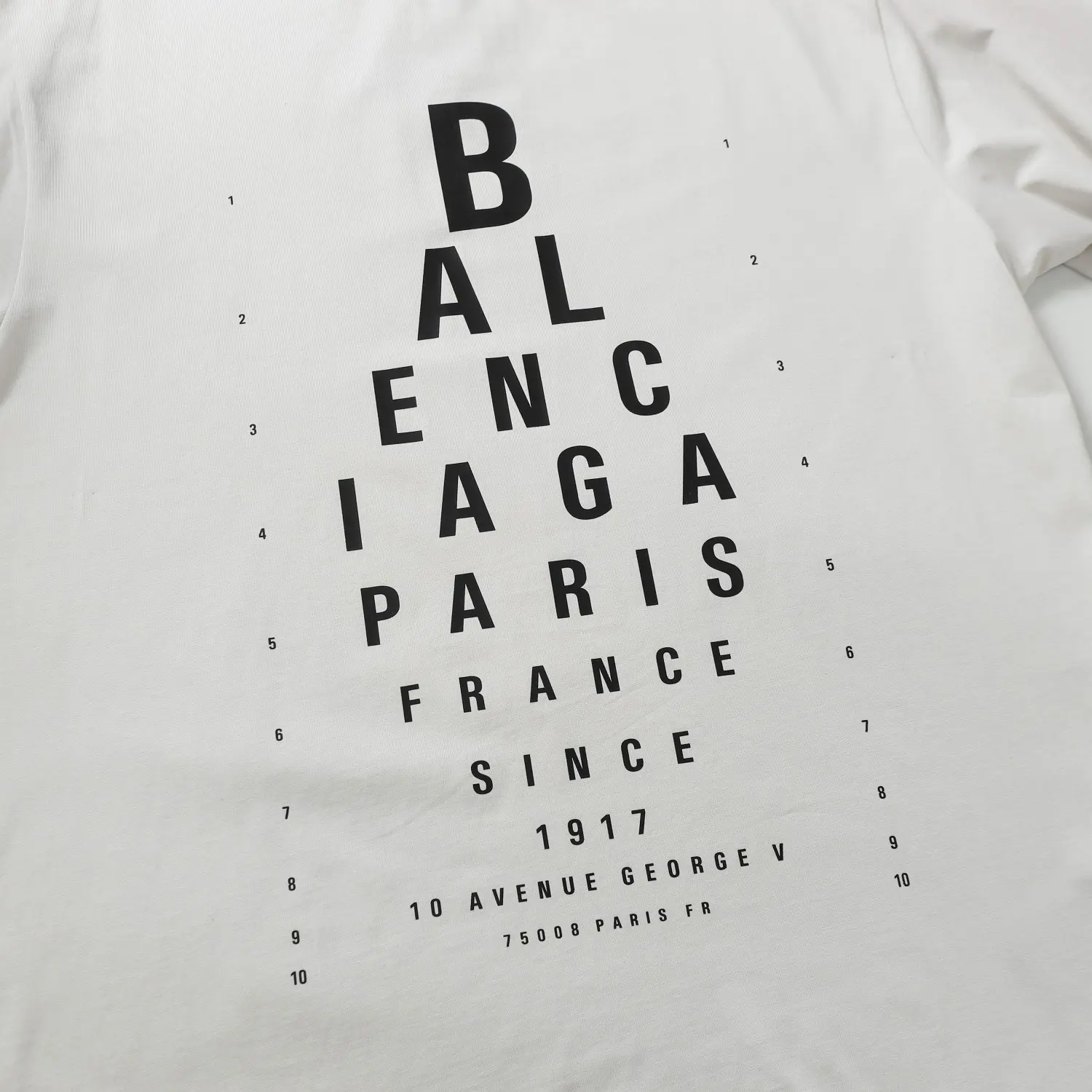 Distressed Eye Chart Logo T-Shirt D11518652 — view 7
