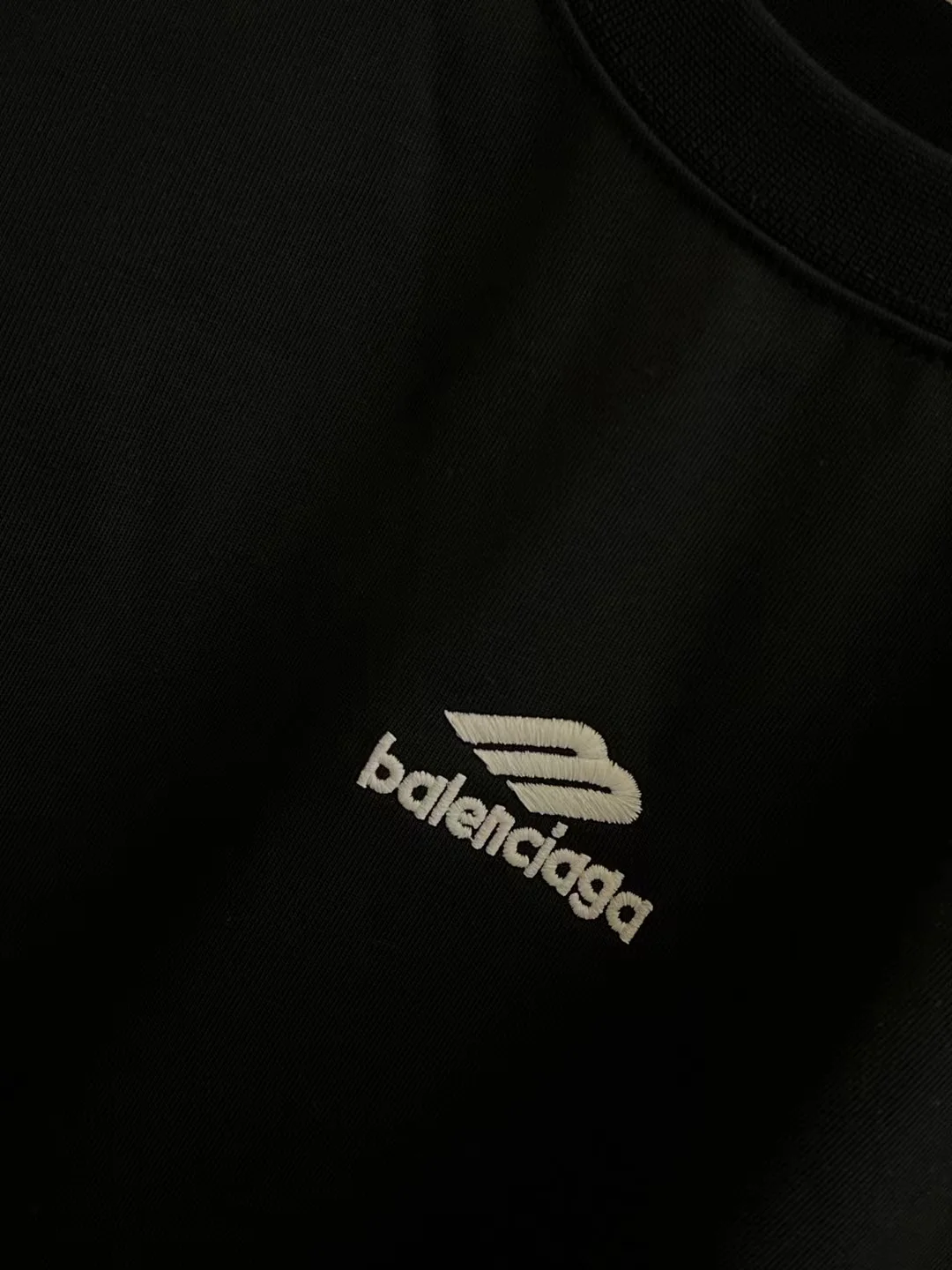 Logo Embroidery Oversized Cotton T-Shirt D15018722 — view 9