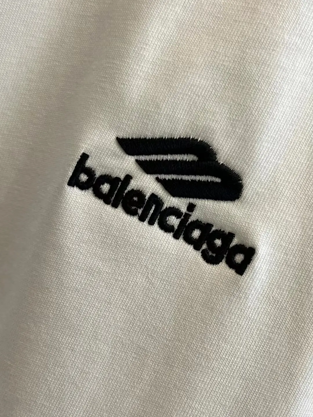 Logo Embroidery Oversized Cotton T-Shirt D15018722 — view 26