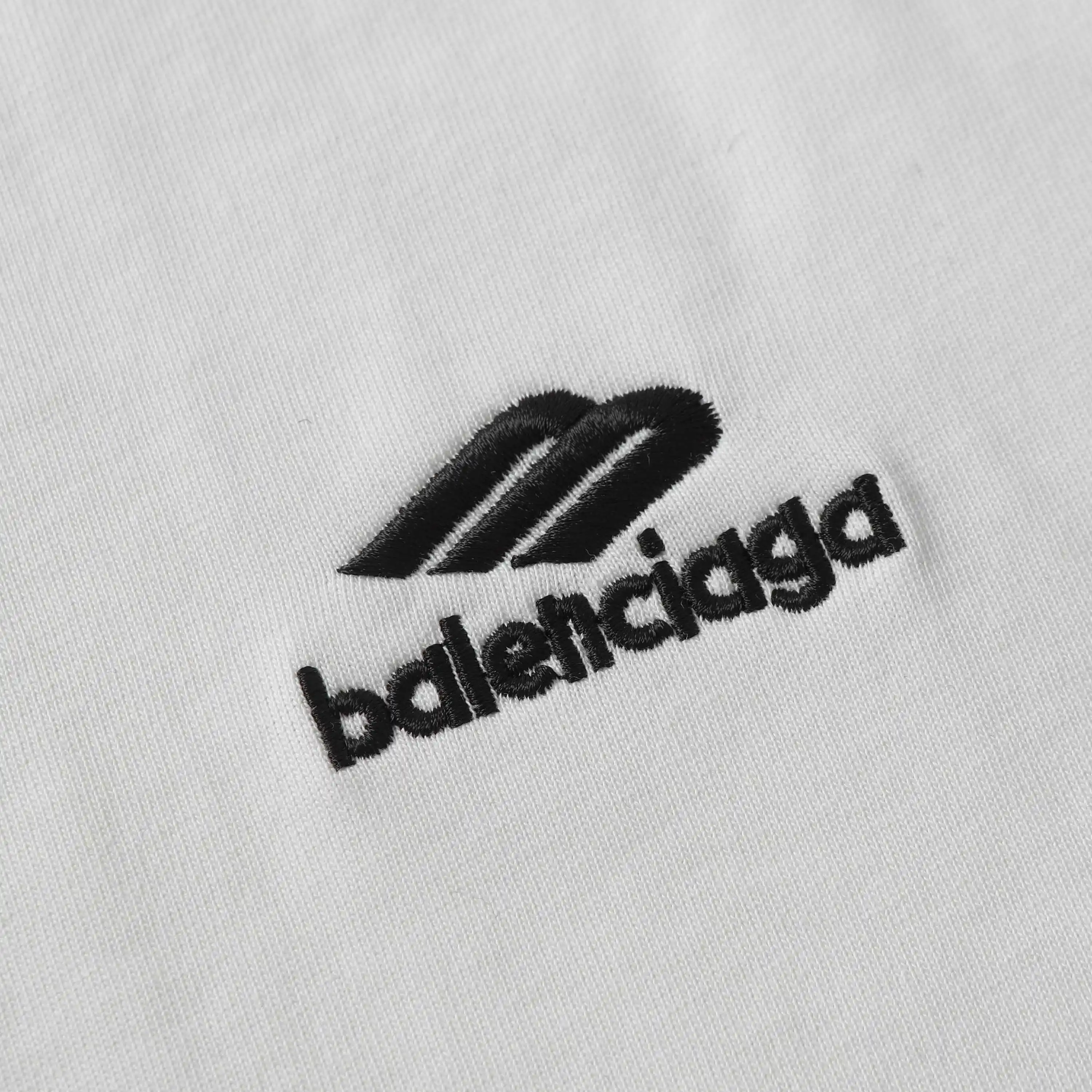 Logo Embroidery Oversized Cotton T-Shirt D15018722 — view 32