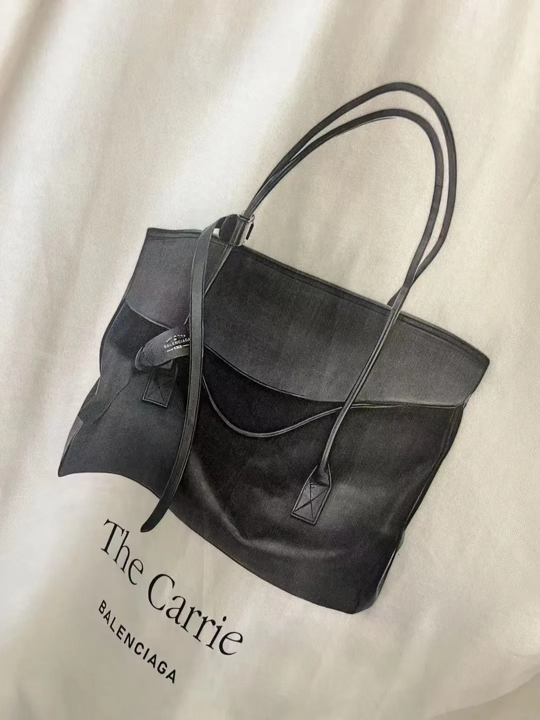 The Carrie Bag Graphic Oversized T-Shirt D11518647 — view 4