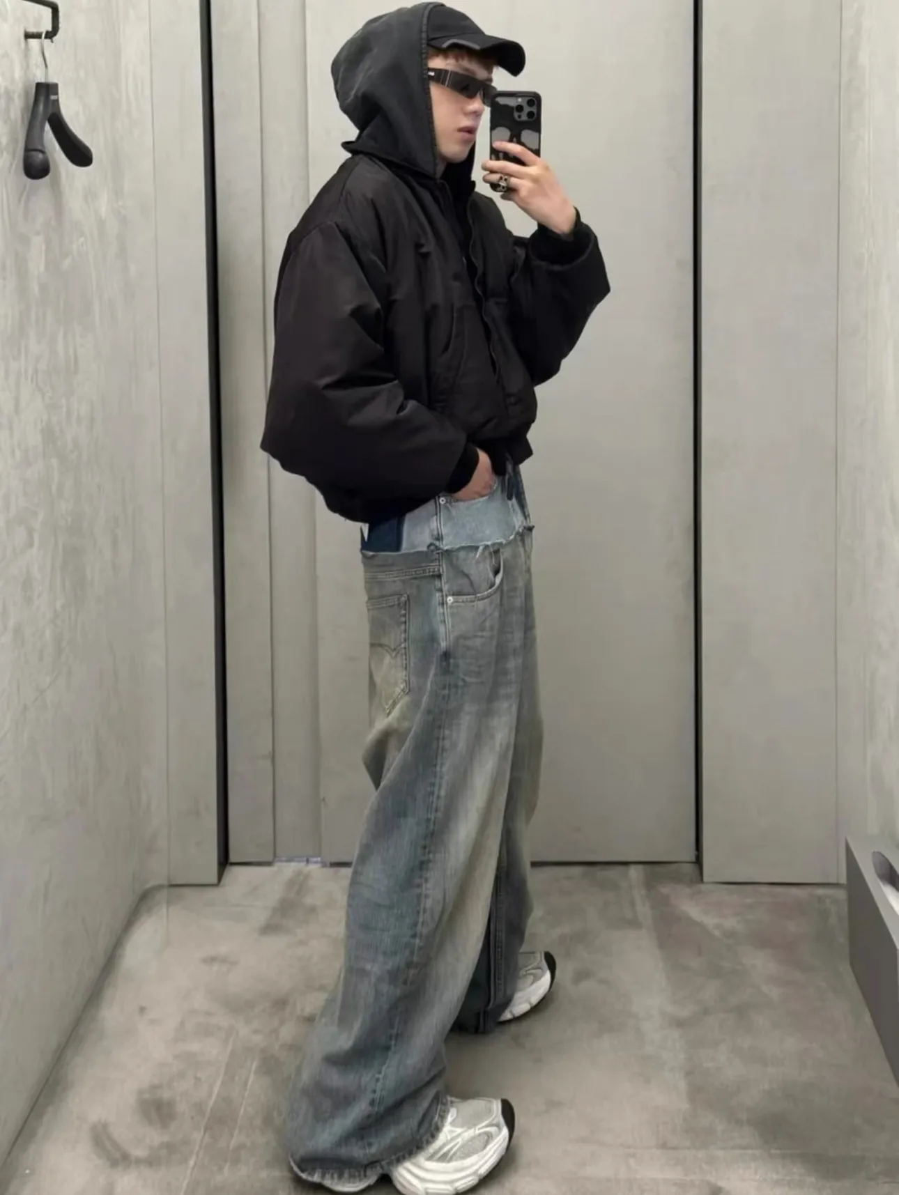 Panelled Wide-Leg Denim Jeans D28018617 — view 6
