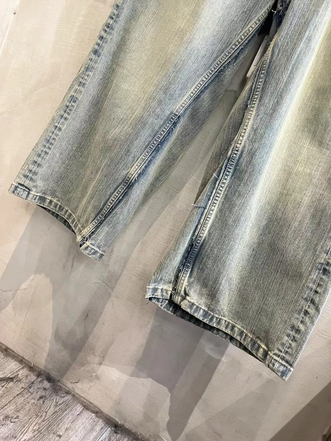 Panelled Wide-Leg Denim Jeans D28018617 — view 12