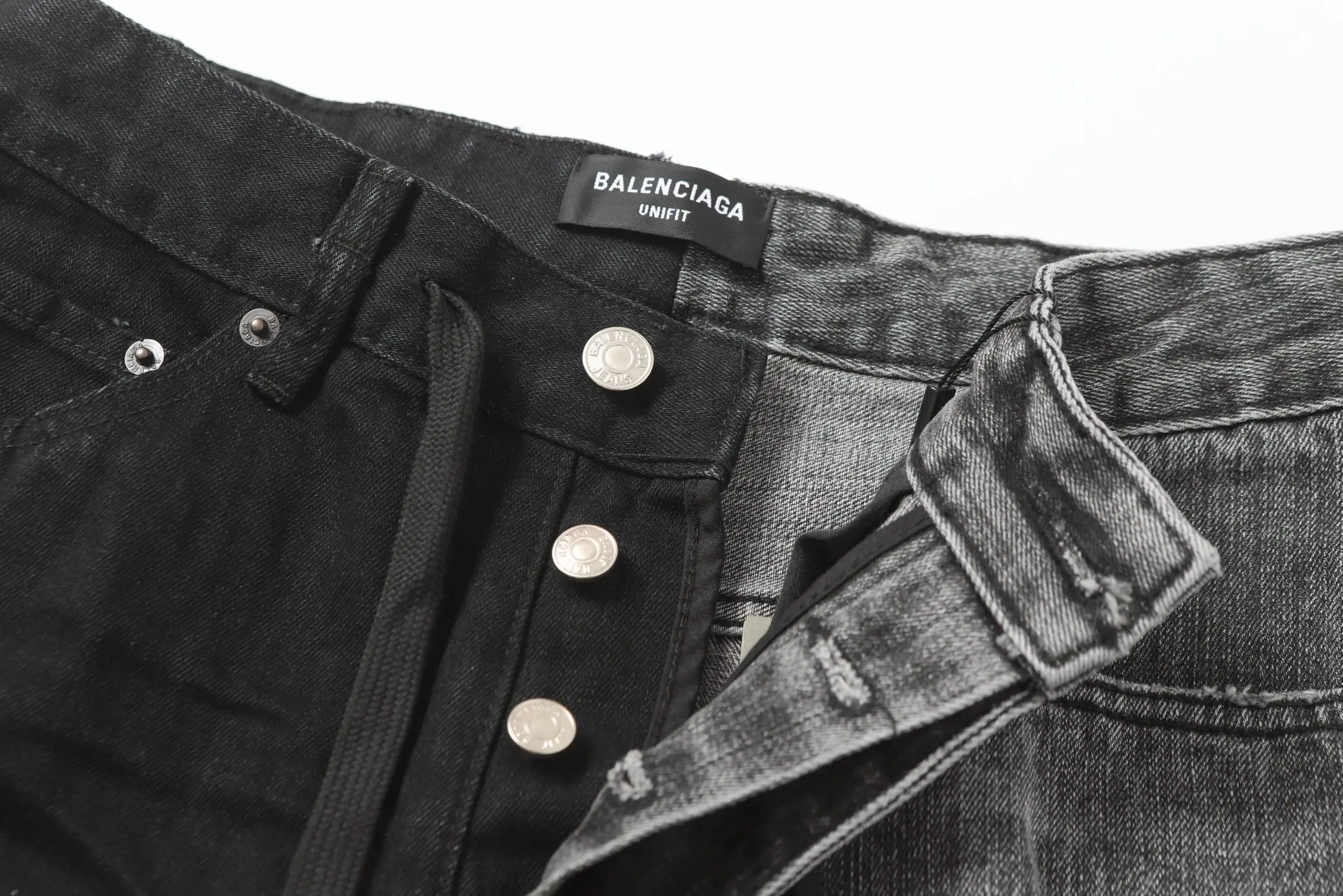 Asymmetric Paneled Straight-Leg Jeans D23520560 — view 24