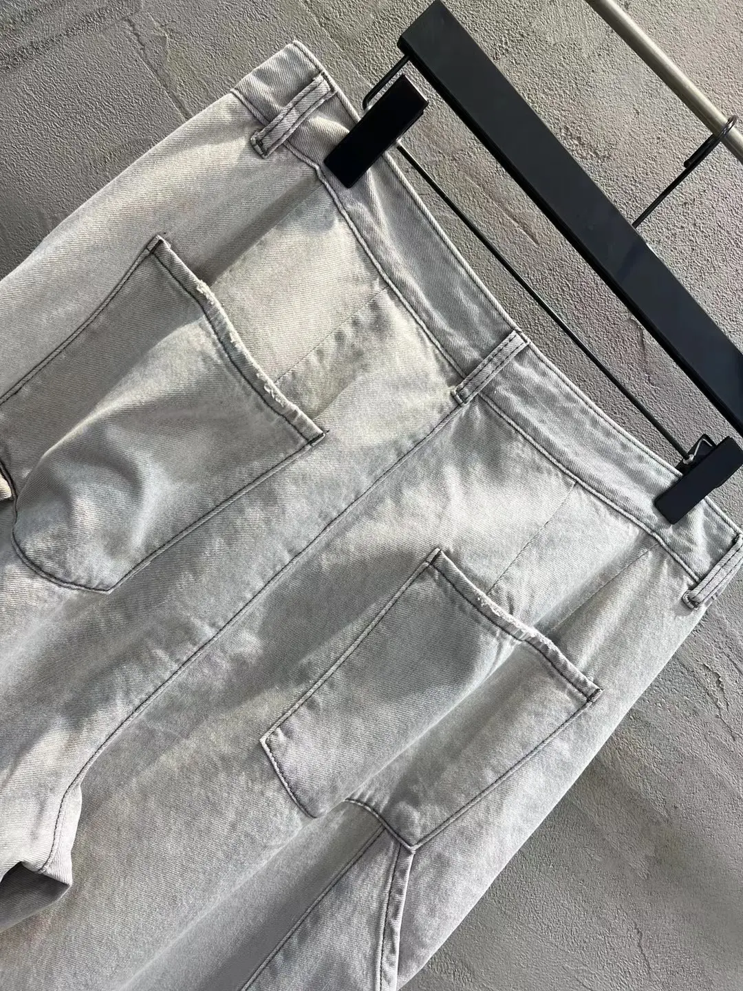 Ancellm Distressed Wide-Leg Denim Trousers D20520565 — view 24