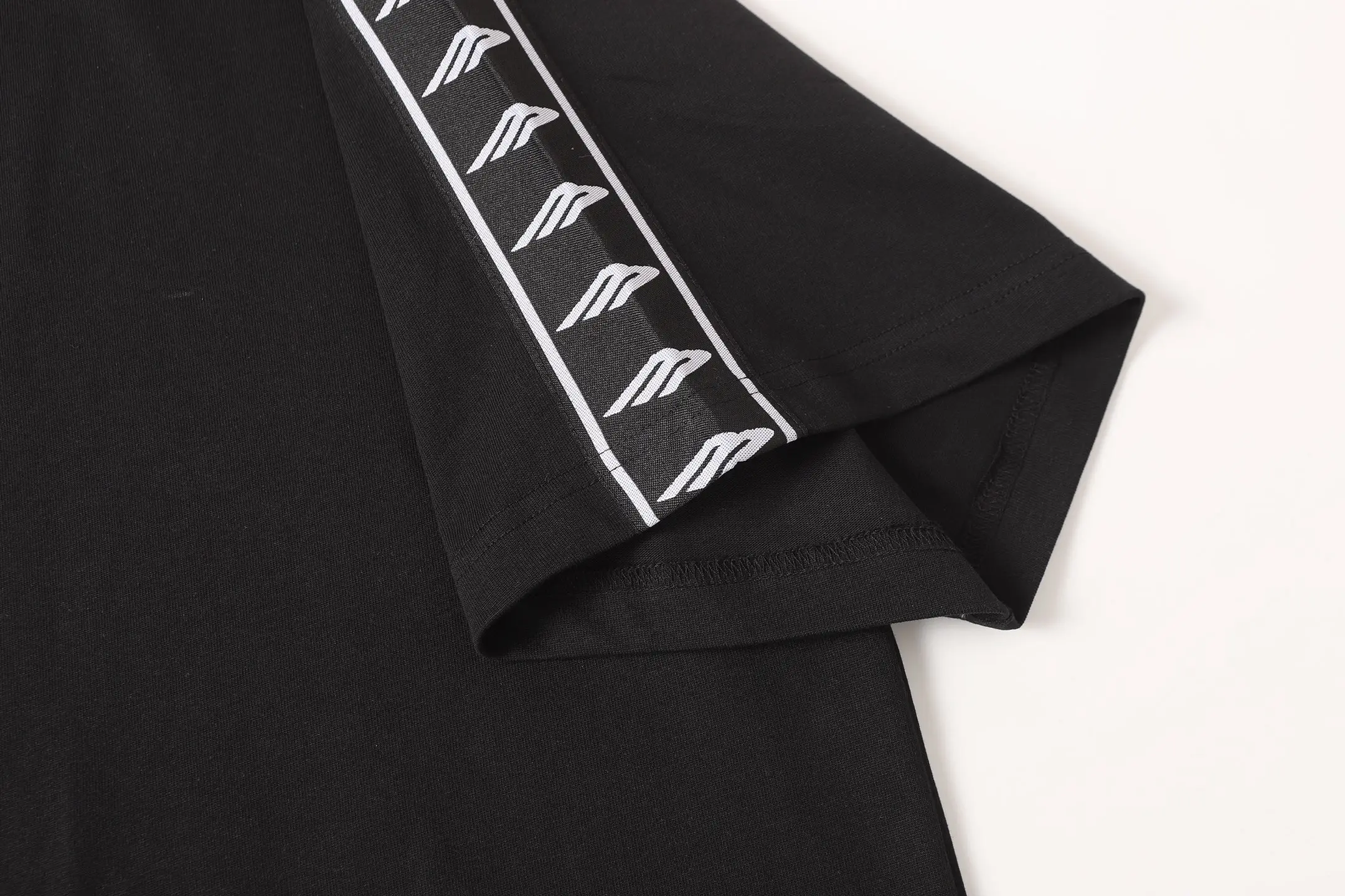 3B Logo Tape Oversized T-Shirt D14518736 — view 5