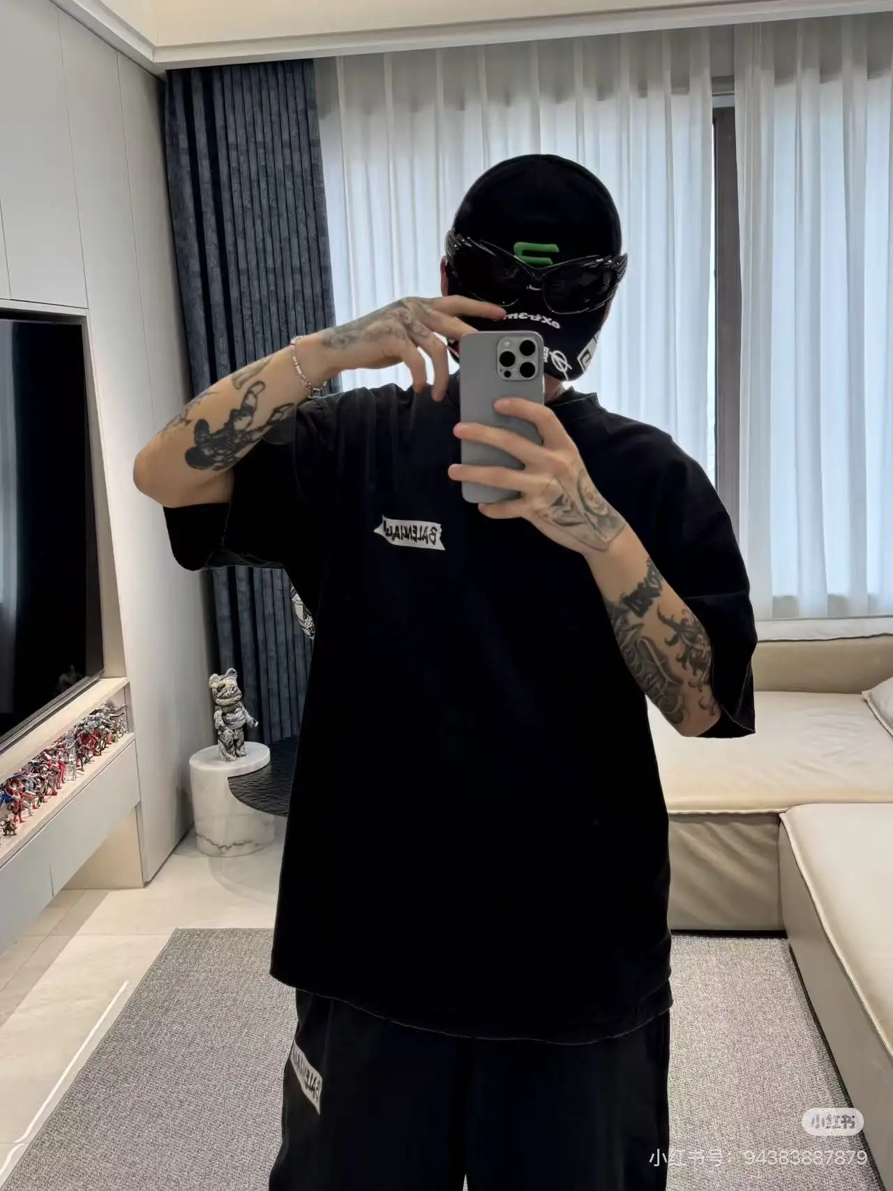 Tape Logo Oversized Cotton T-Shirt D15018750 — view 8
