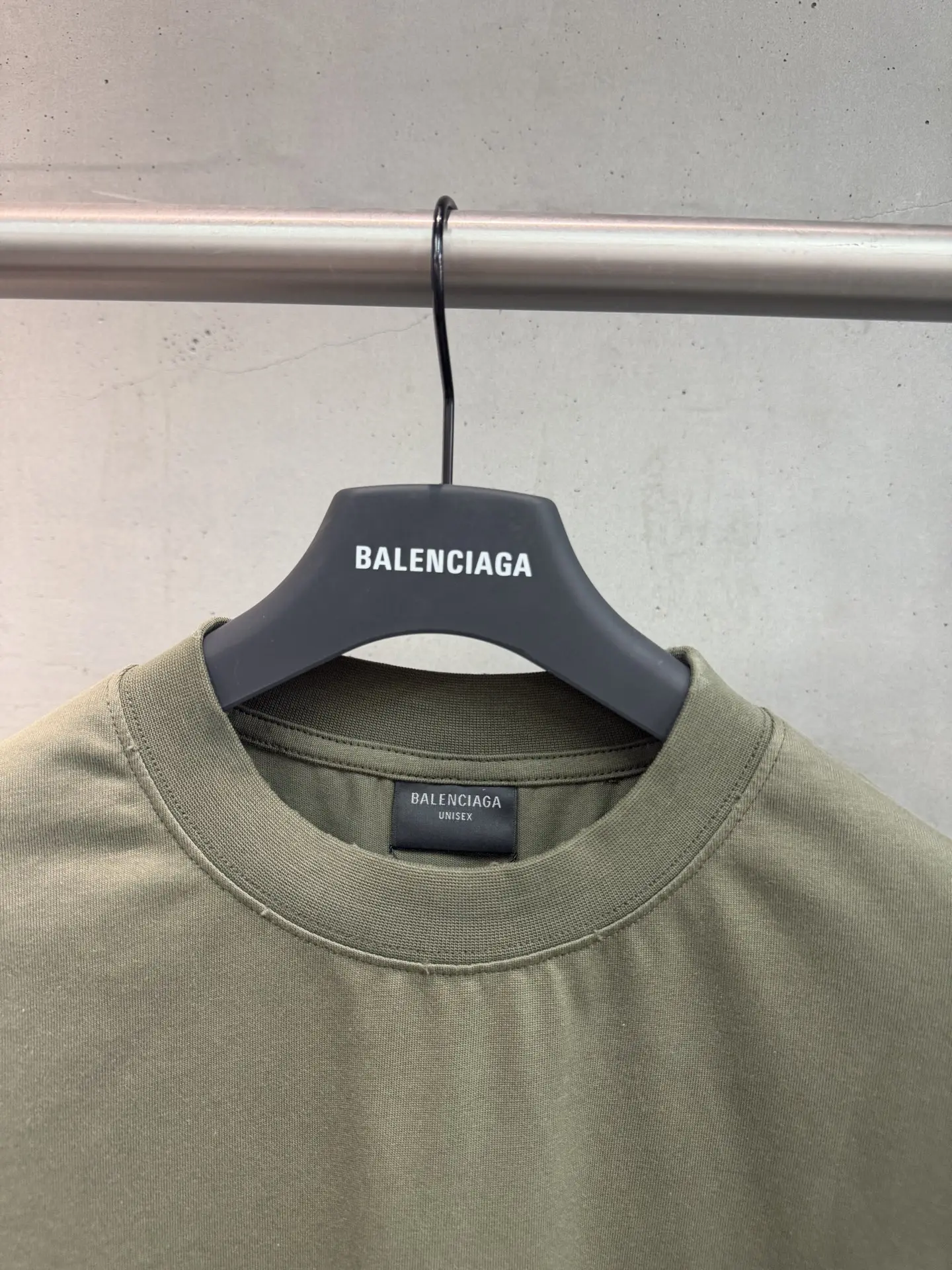 Tape Logo Oversized Cotton T-Shirt D15018754 — view 3