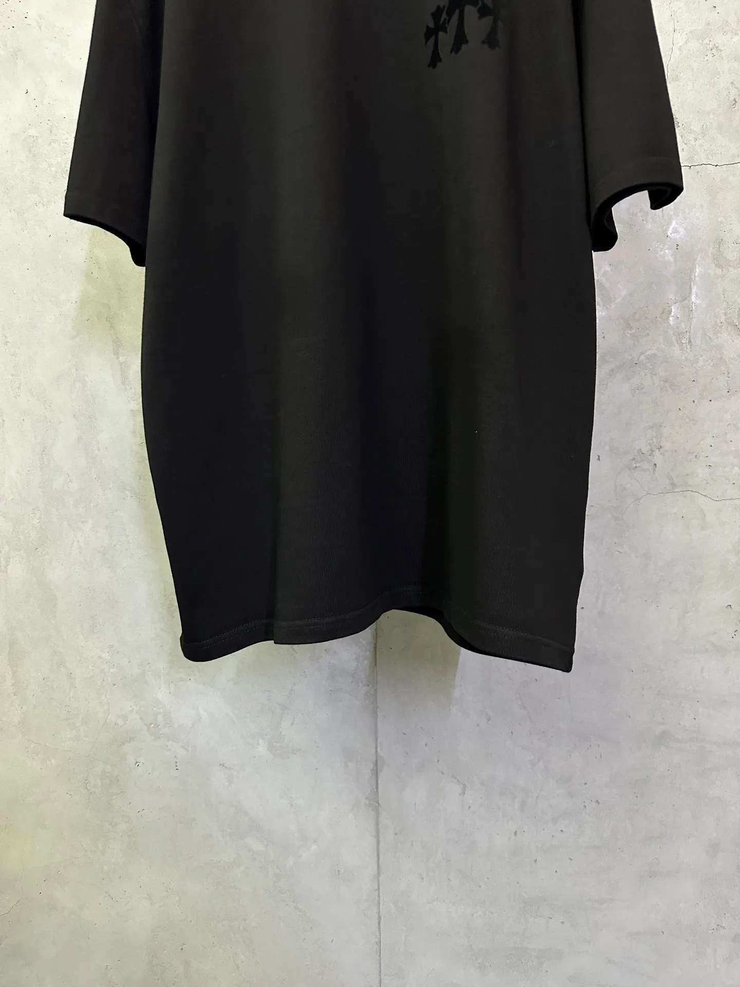 Cross Flocked Logo Heavyweight Cotton T-Shirt D17511570 — view 4