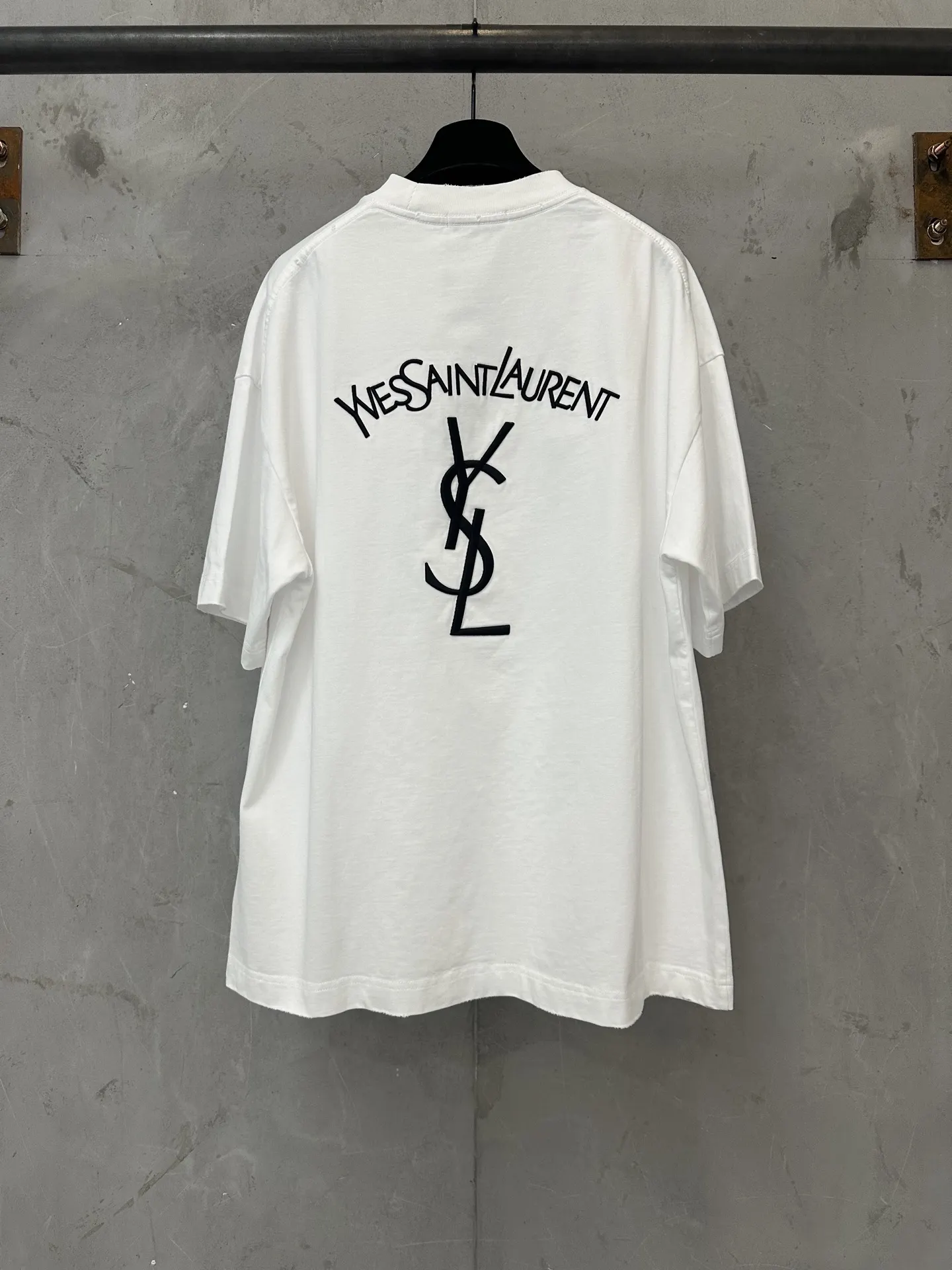 Logo Embroidered Heavyweight Cotton T-Shirt D19011349 — view 2