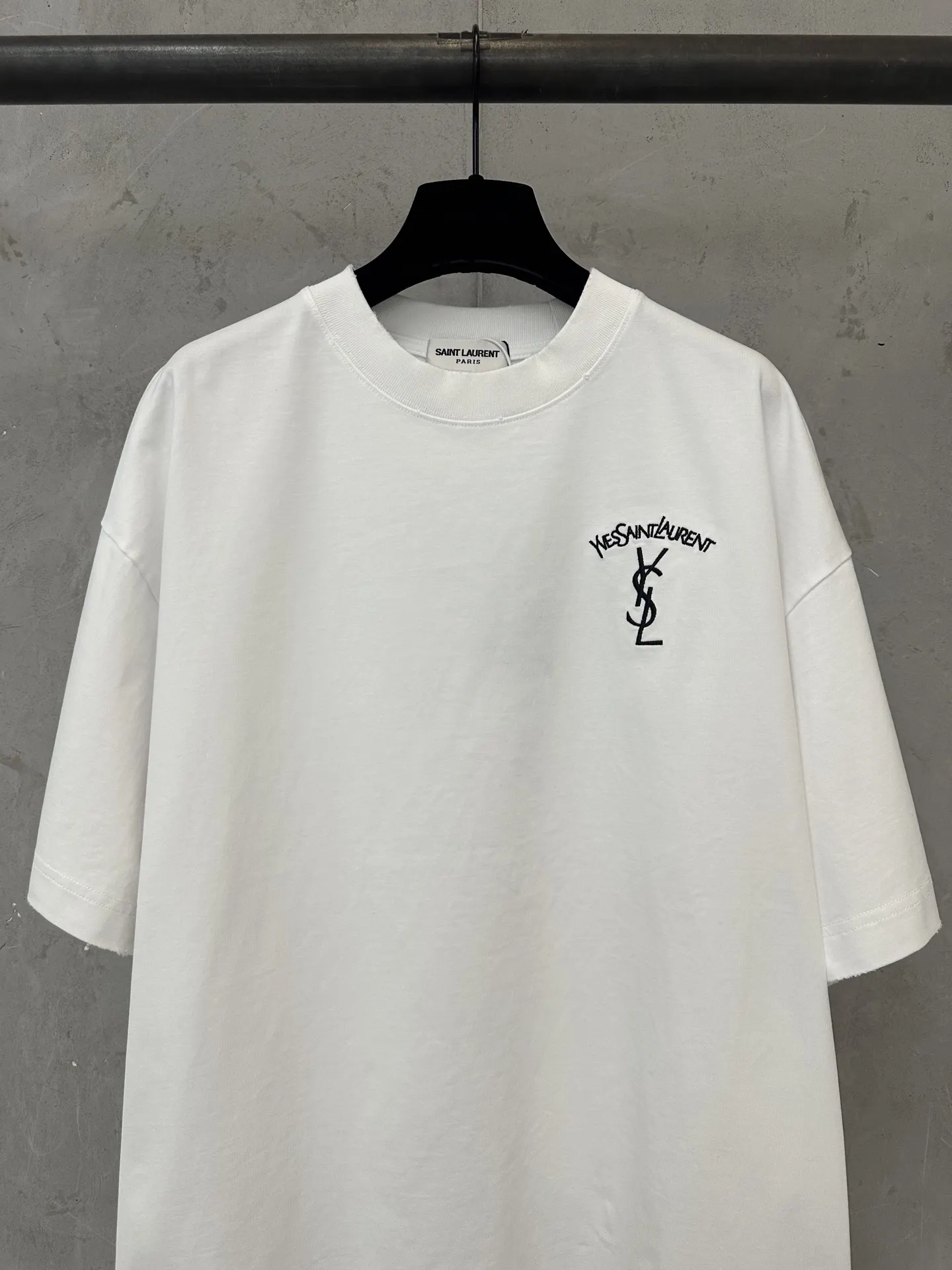 Logo Embroidered Heavyweight Cotton T-Shirt D19011349 — view 3