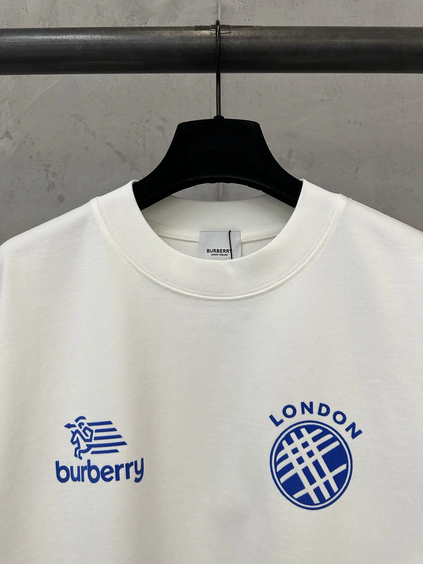 Logo Graphic Heavyweight Cotton T-Shirt D19023721 — view 5