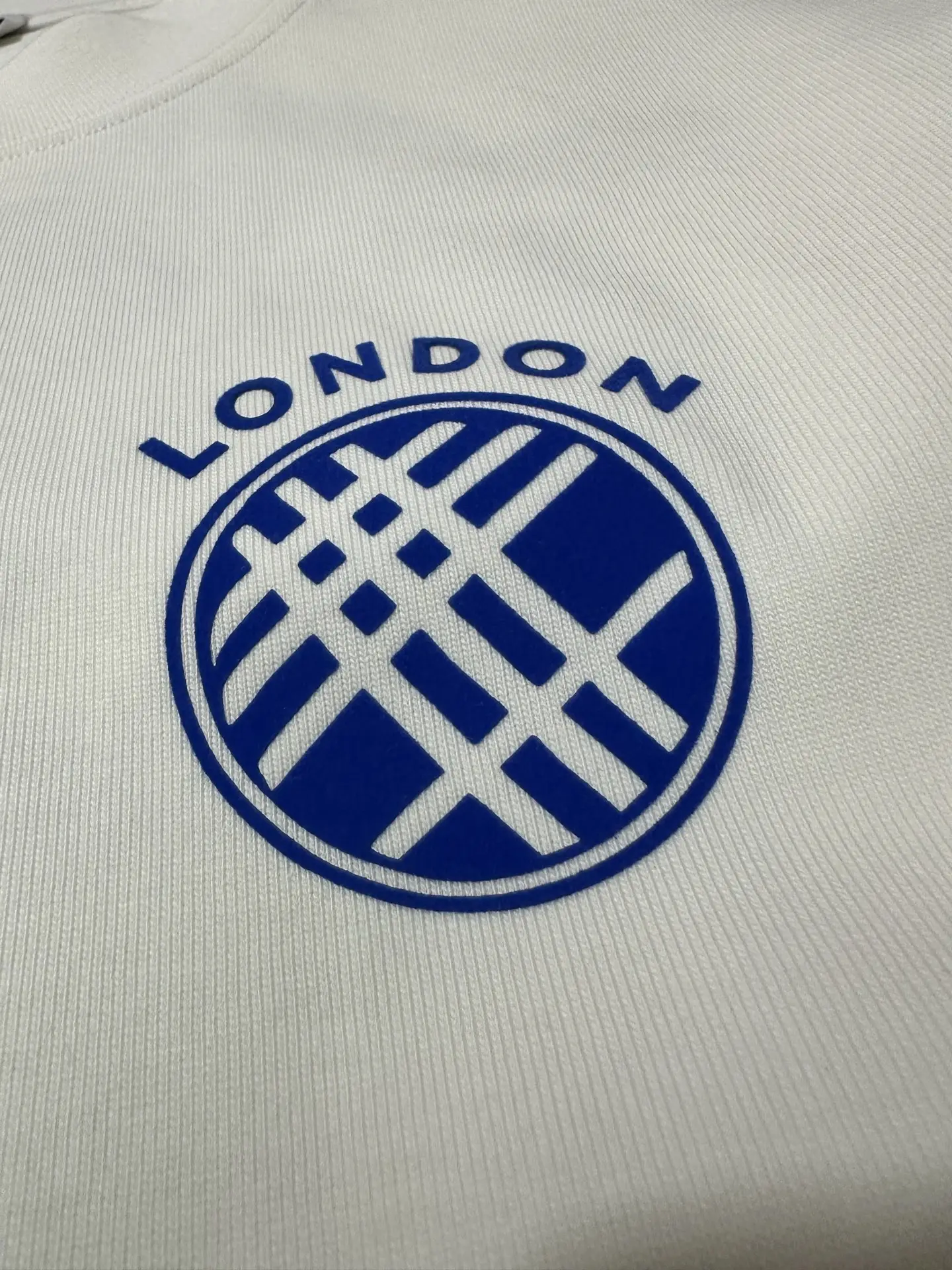 Logo Graphic Heavyweight Cotton T-Shirt D19023721 — view 8