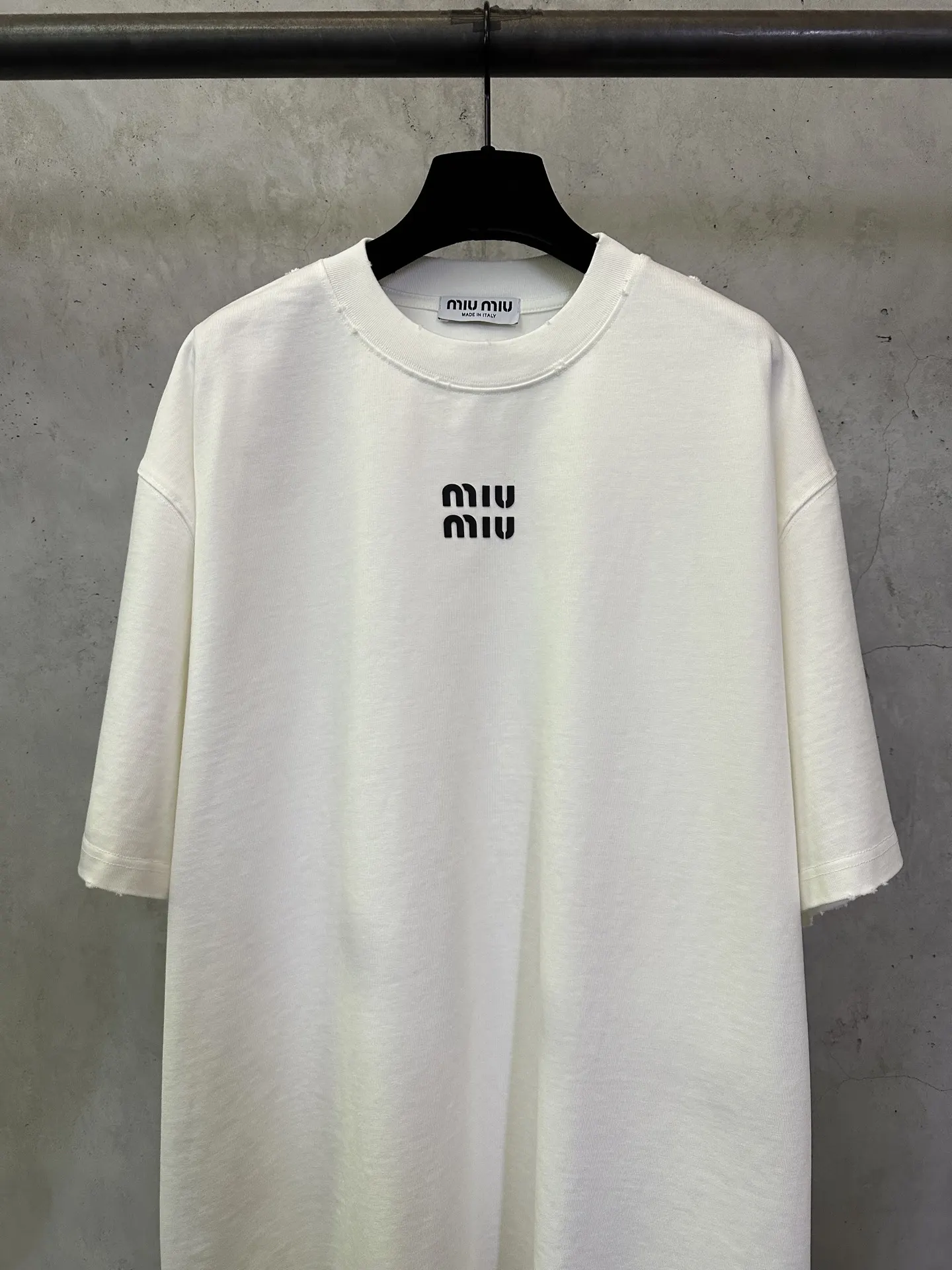 Distressed Logo Heavyweight Cotton T-Shirt D19011217 — view 3